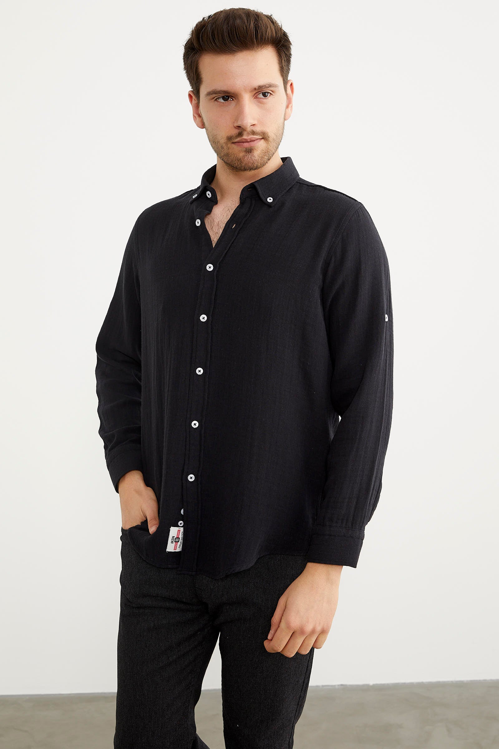 Yumuşak Dokulu Uzun Kol Gömlek - Siyah (1) Sementa