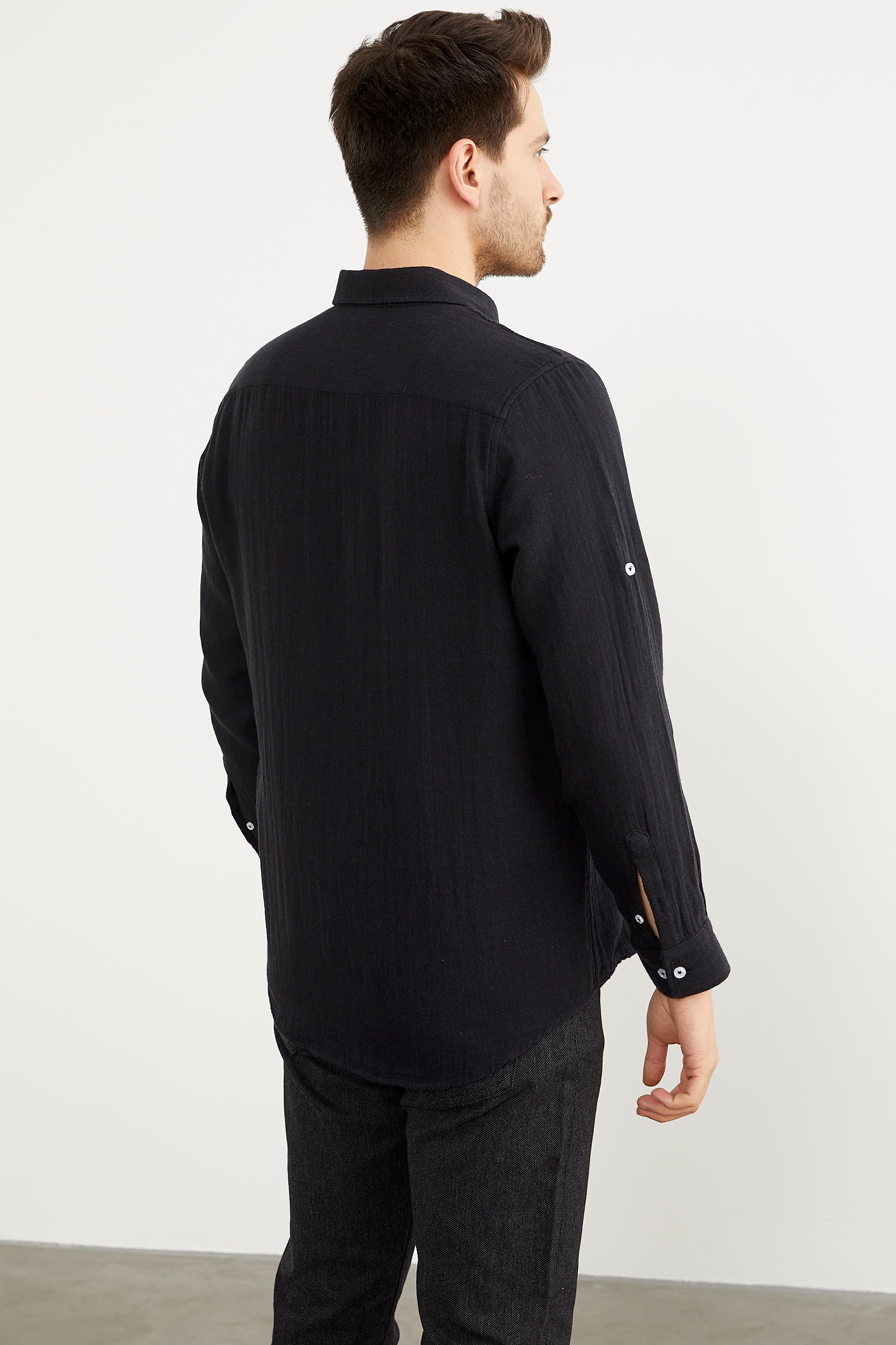 Yumuşak Dokulu Uzun Kol Gömlek - Siyah (5) Sementa