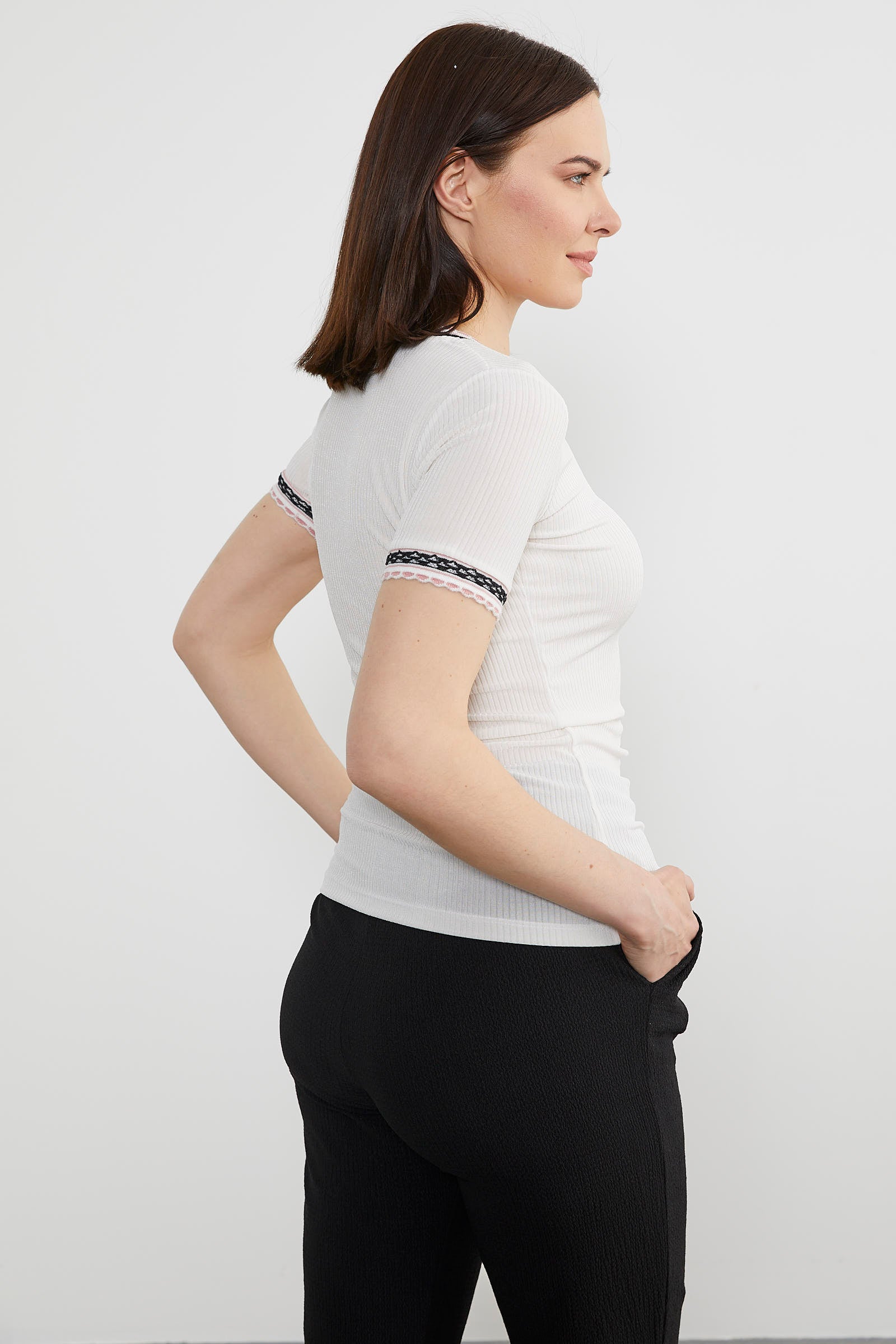 Zikzak Kombinli Kısa Kol Bluz - Ekru (5) Sementa