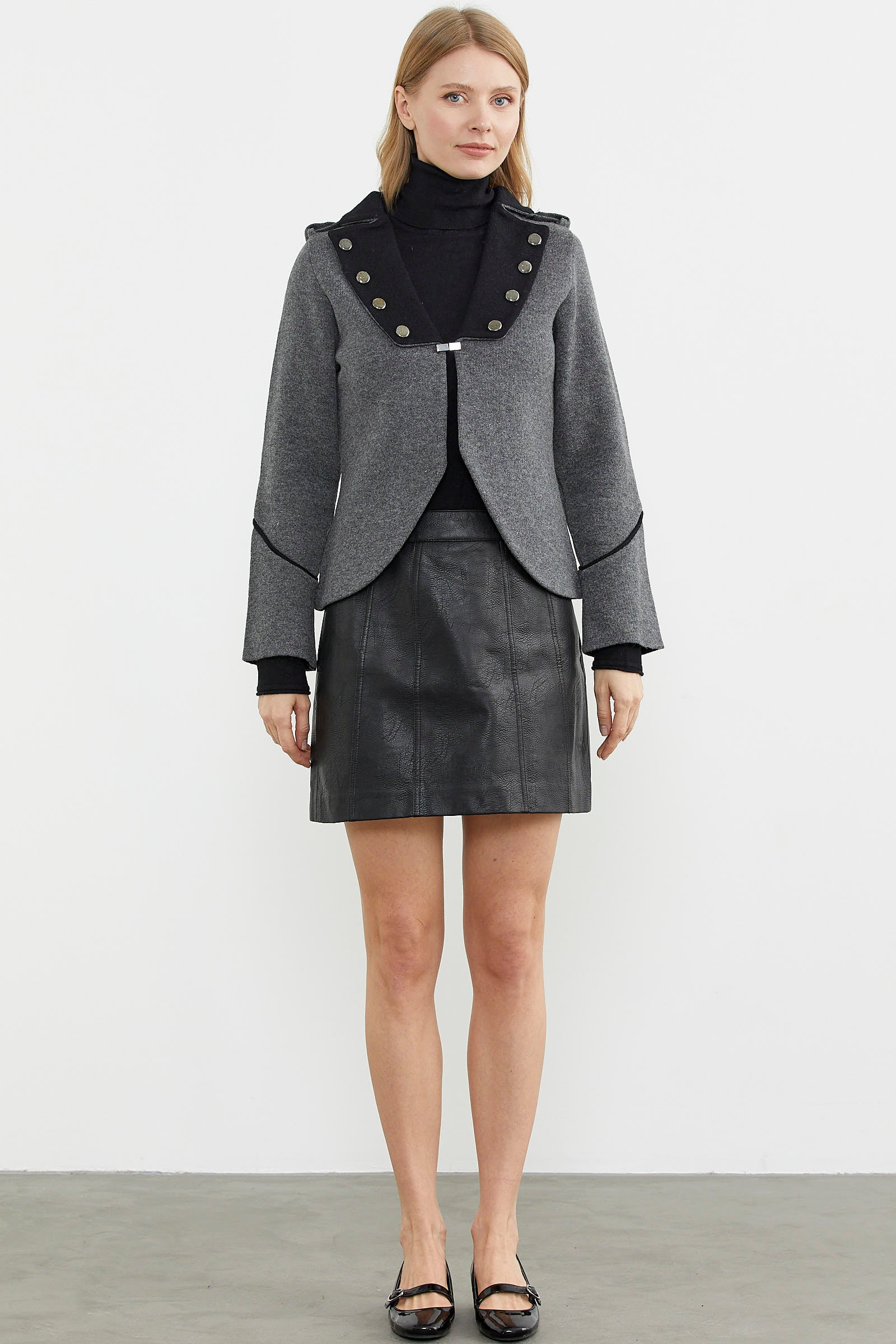 Zımba Detaylı Triko Ceket - Koyu Gri - Siyah (1) Sementa