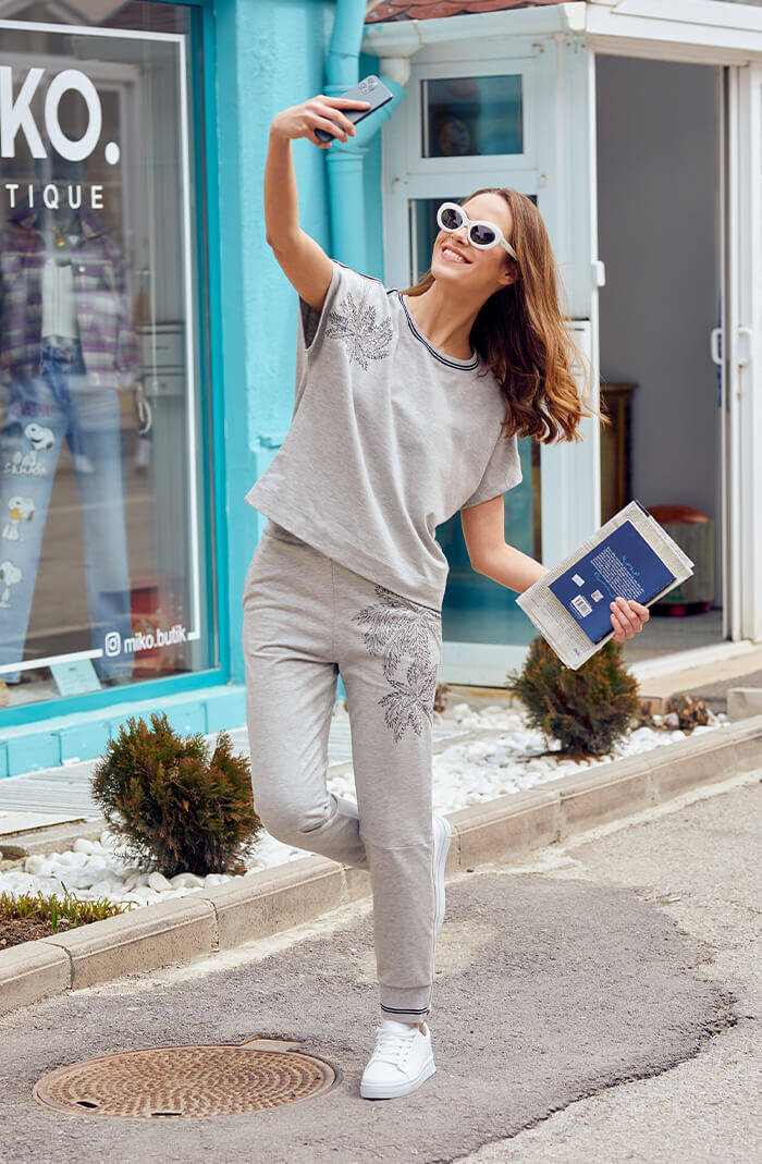 Çiçek Nakışlı Eşofman Altı - Gri (1) Sementa