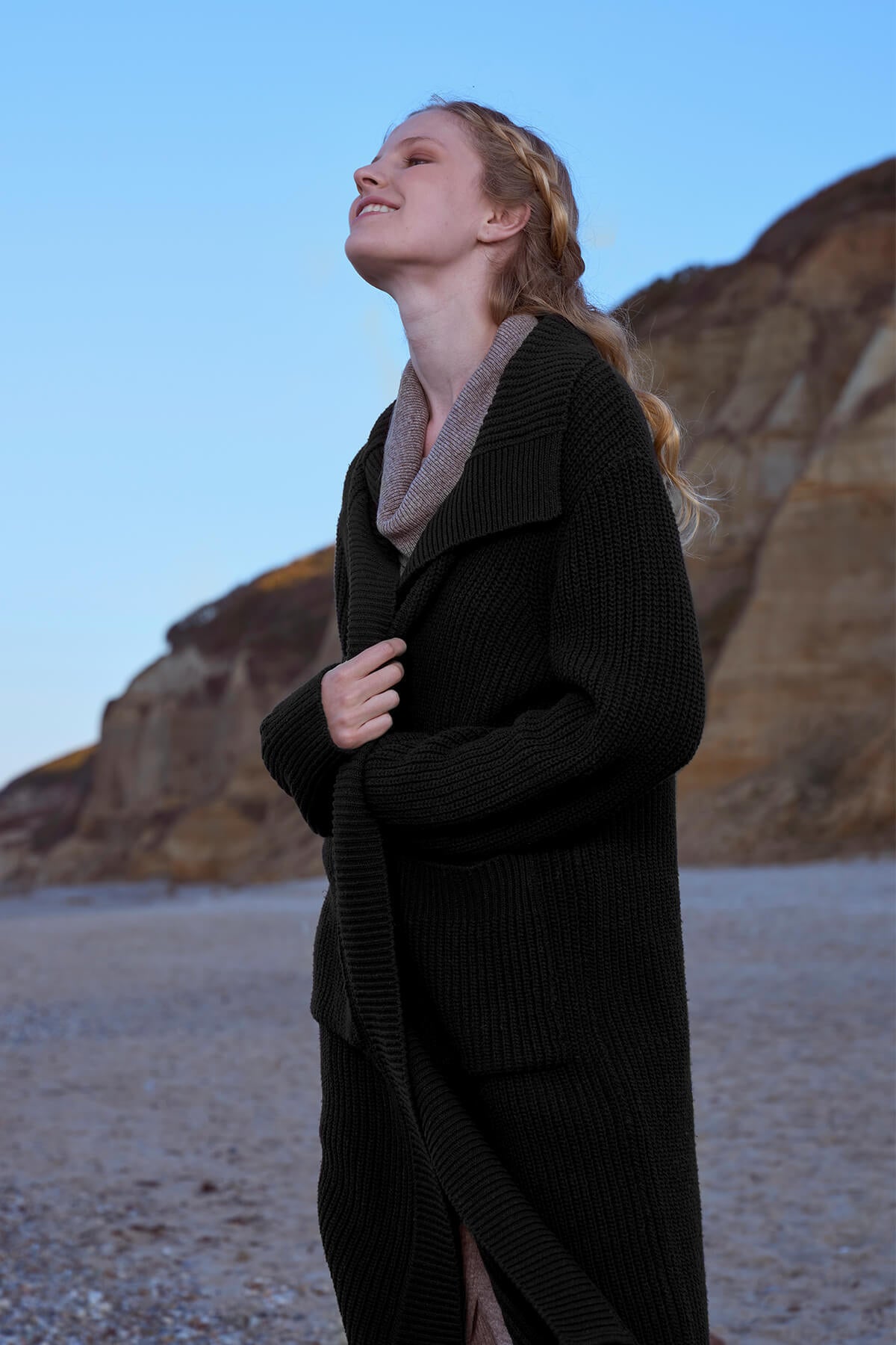 Geniş Yaka Salaş Triko Uzun Hırka - Siyah (1) Sementa