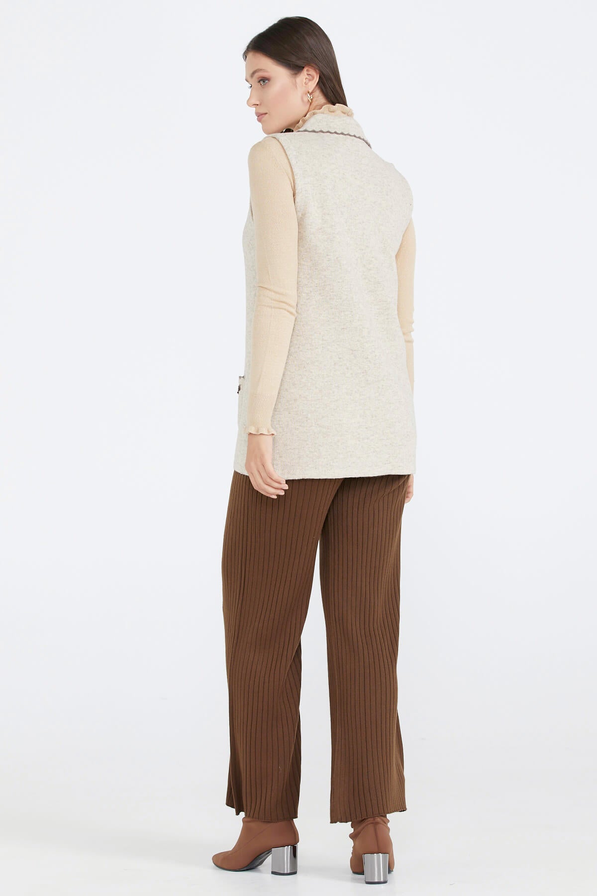 Kadın Cepli Düğmeli Triko Yelek - Açık Bej (3) Sementa