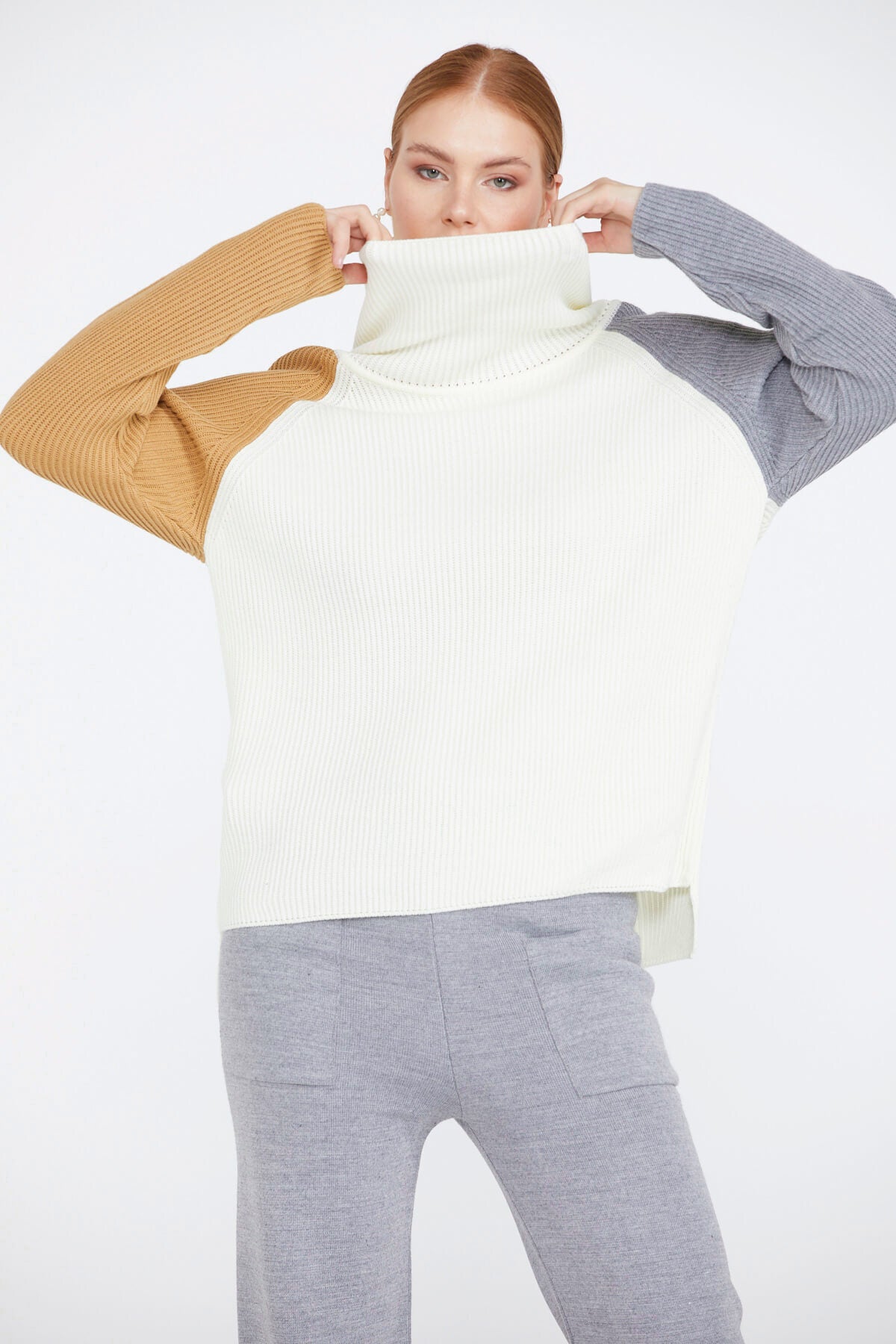 Kadın Degaje Yaka Renkli Triko Kazak - Kemik (1) Sementa