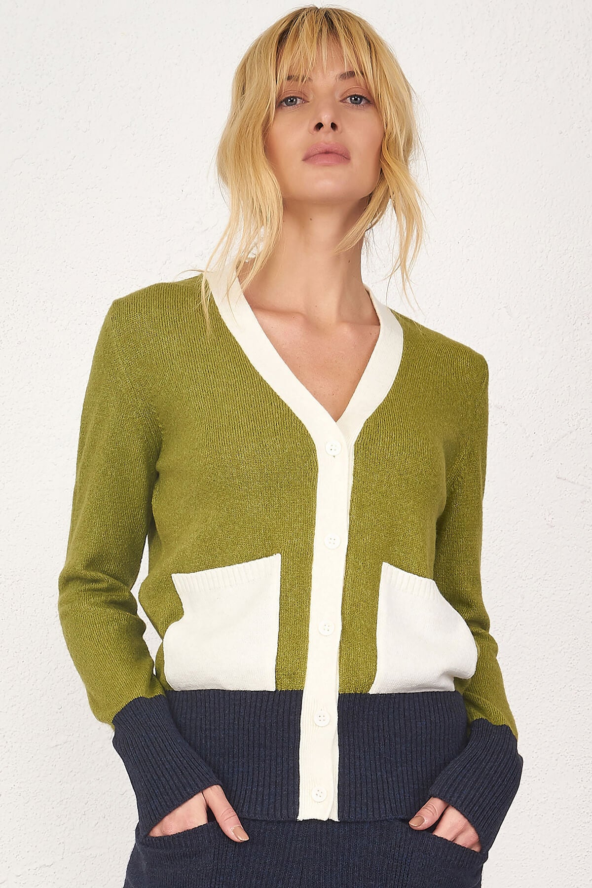 Kadın Renkli Cepli Triko Hırka - Yeşil (2) Sementa