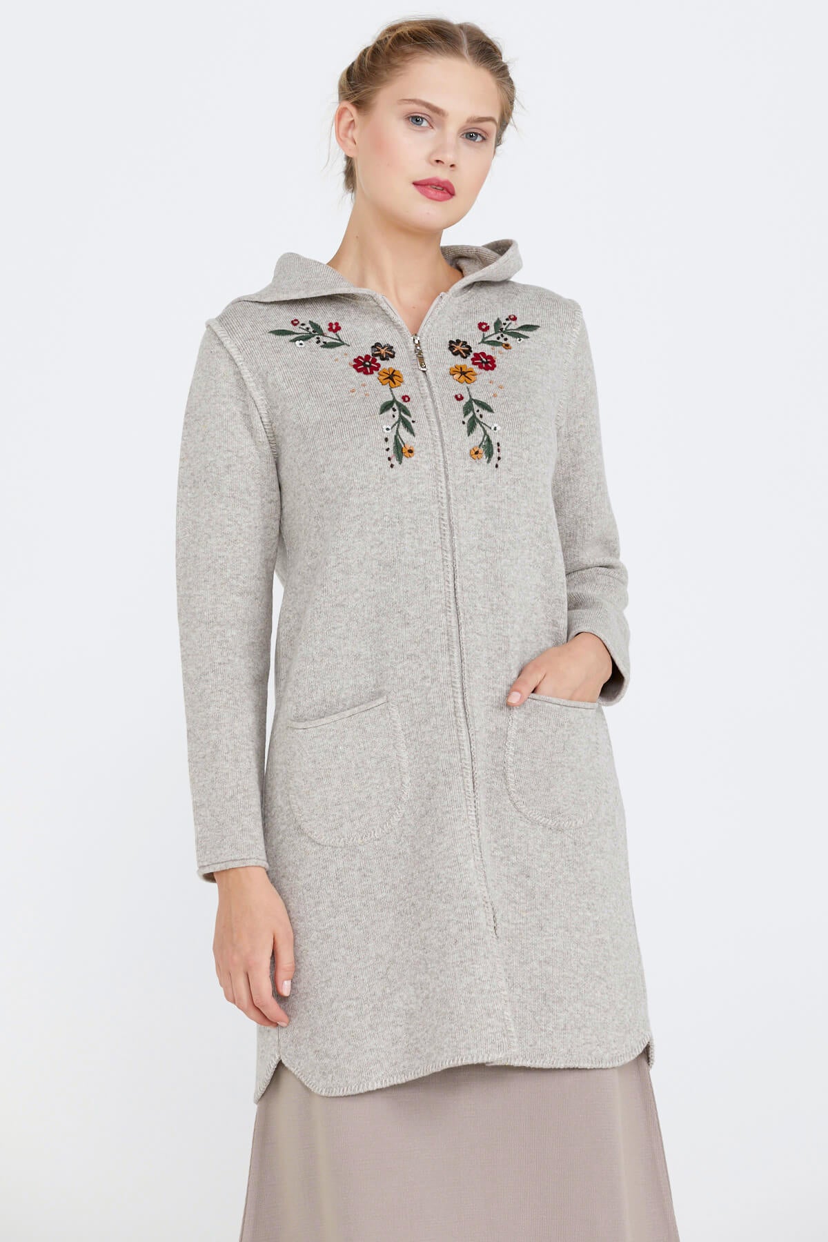 Nakış Desenli Kapüşonlu Kadın Triko Ceket - Vizon (1) Sementa