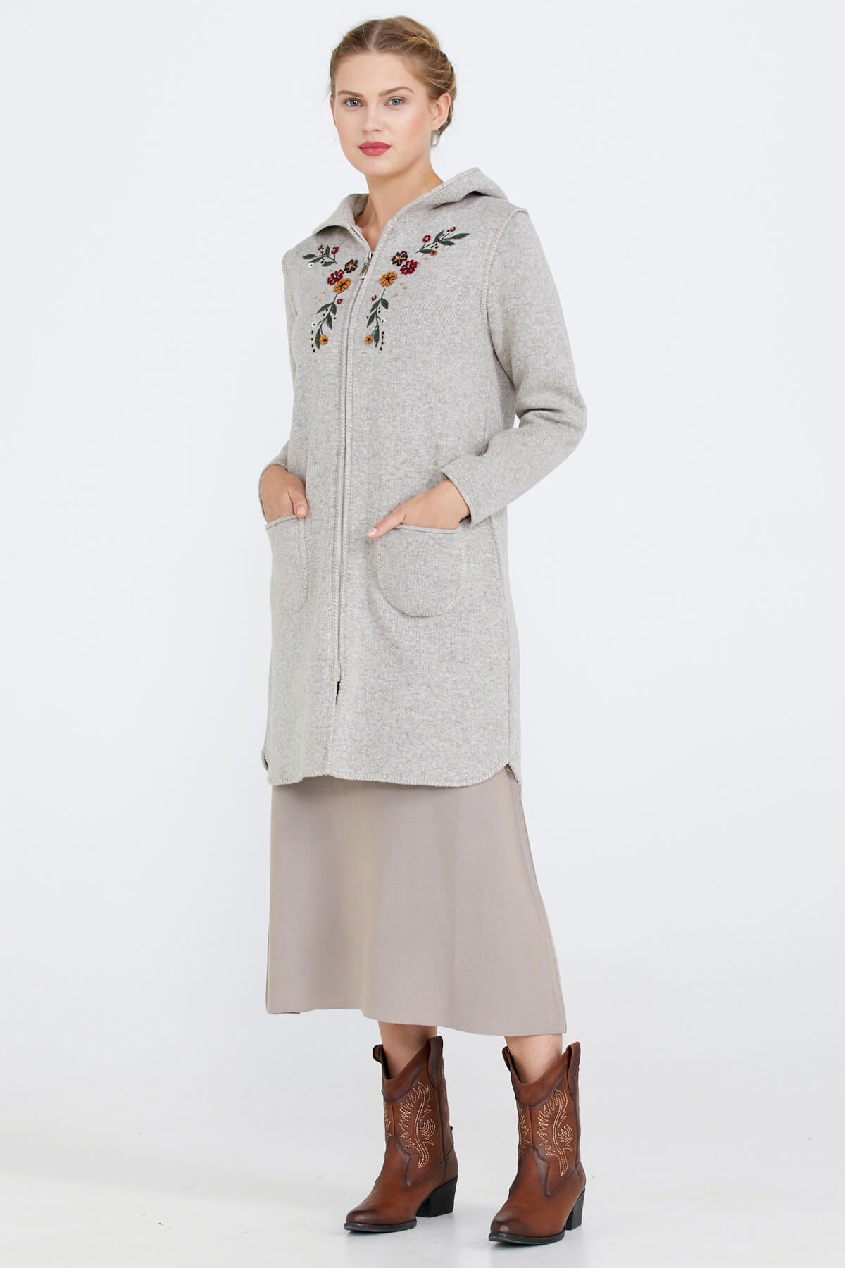 Nakış Desenli Kapüşonlu Kadın Triko Ceket - Vizon (2) Sementa