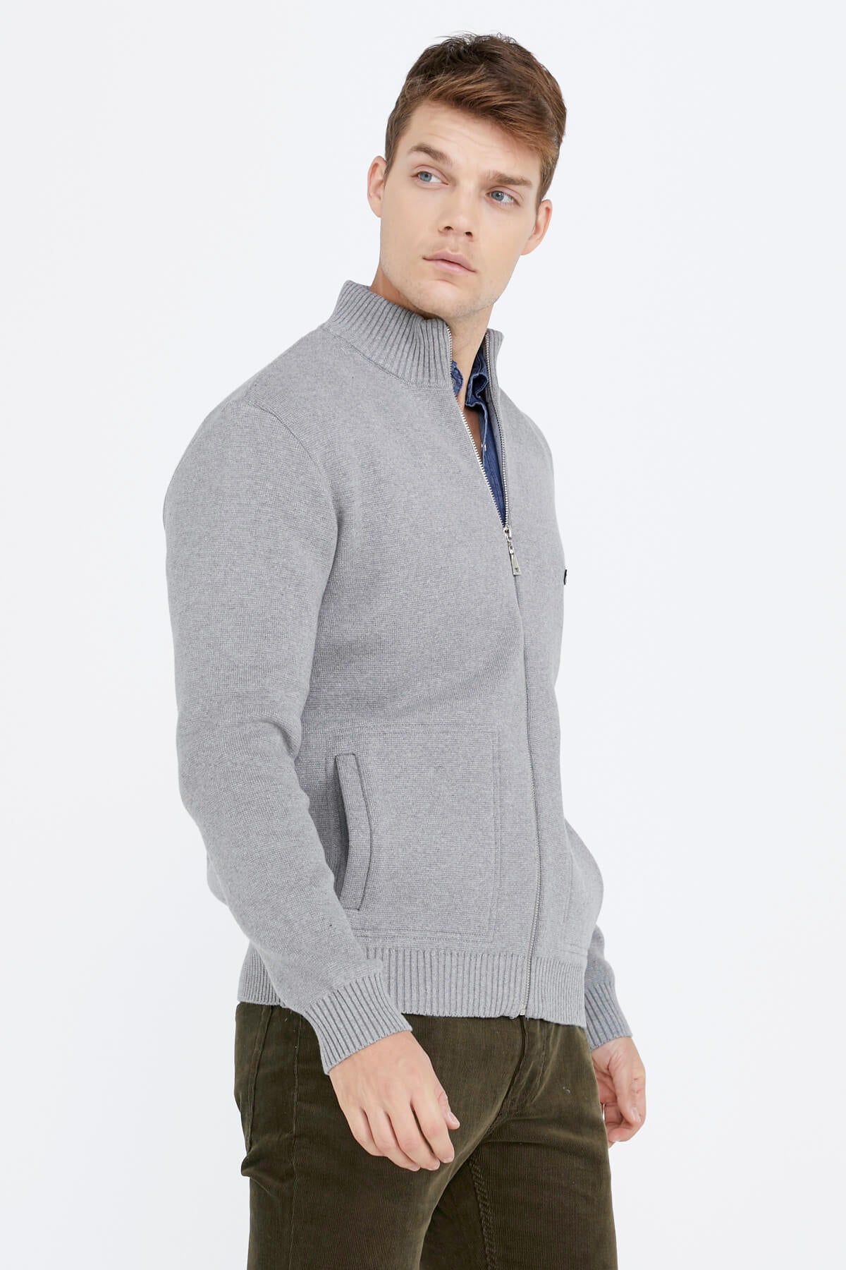 Nakış Detaylı Cepli Erkek Triko Ceket - Açık Gri (2) Sementa