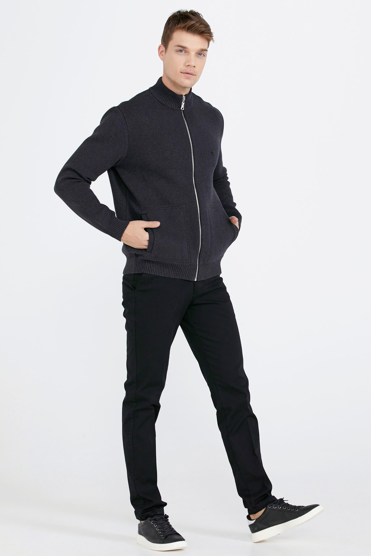 Nakış Detaylı Cepli Erkek Triko Ceket - Antrasit (3) Sementa