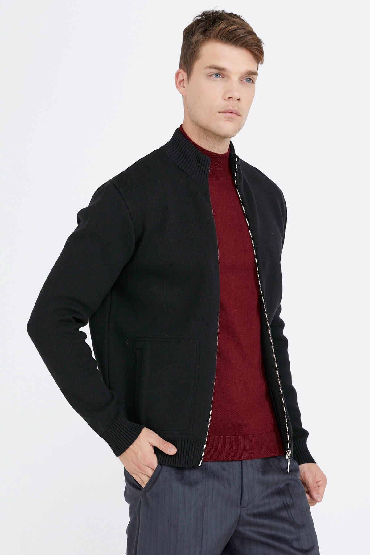 Nakış Detaylı Cepli Erkek Triko Ceket - Siyah (2) Sementa