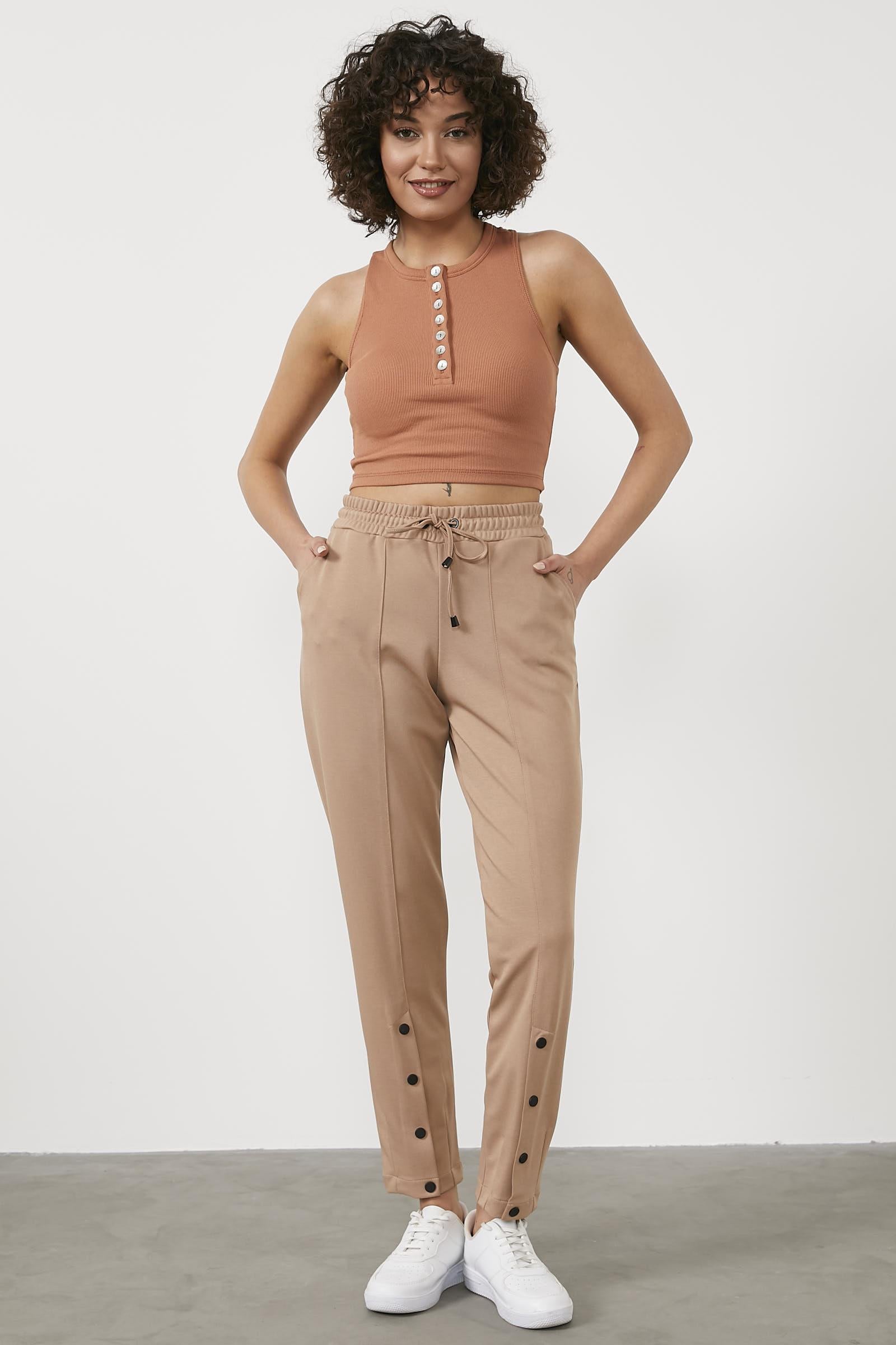 Paça Detaylı Beli Lastikli Eşofman Altı - Bej (1) Sementa