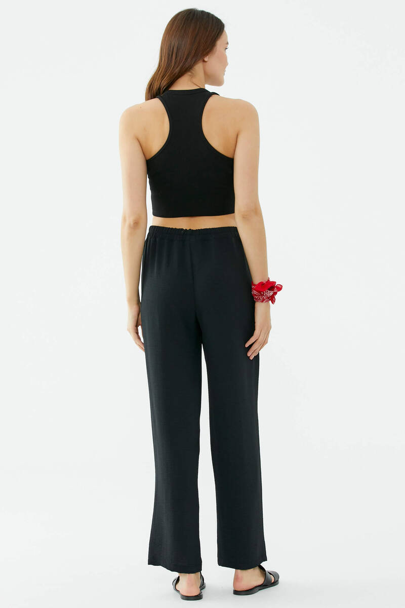 Rahat Kalıp Dökümlü Krep Pantolon - Siyah (4) Sementa