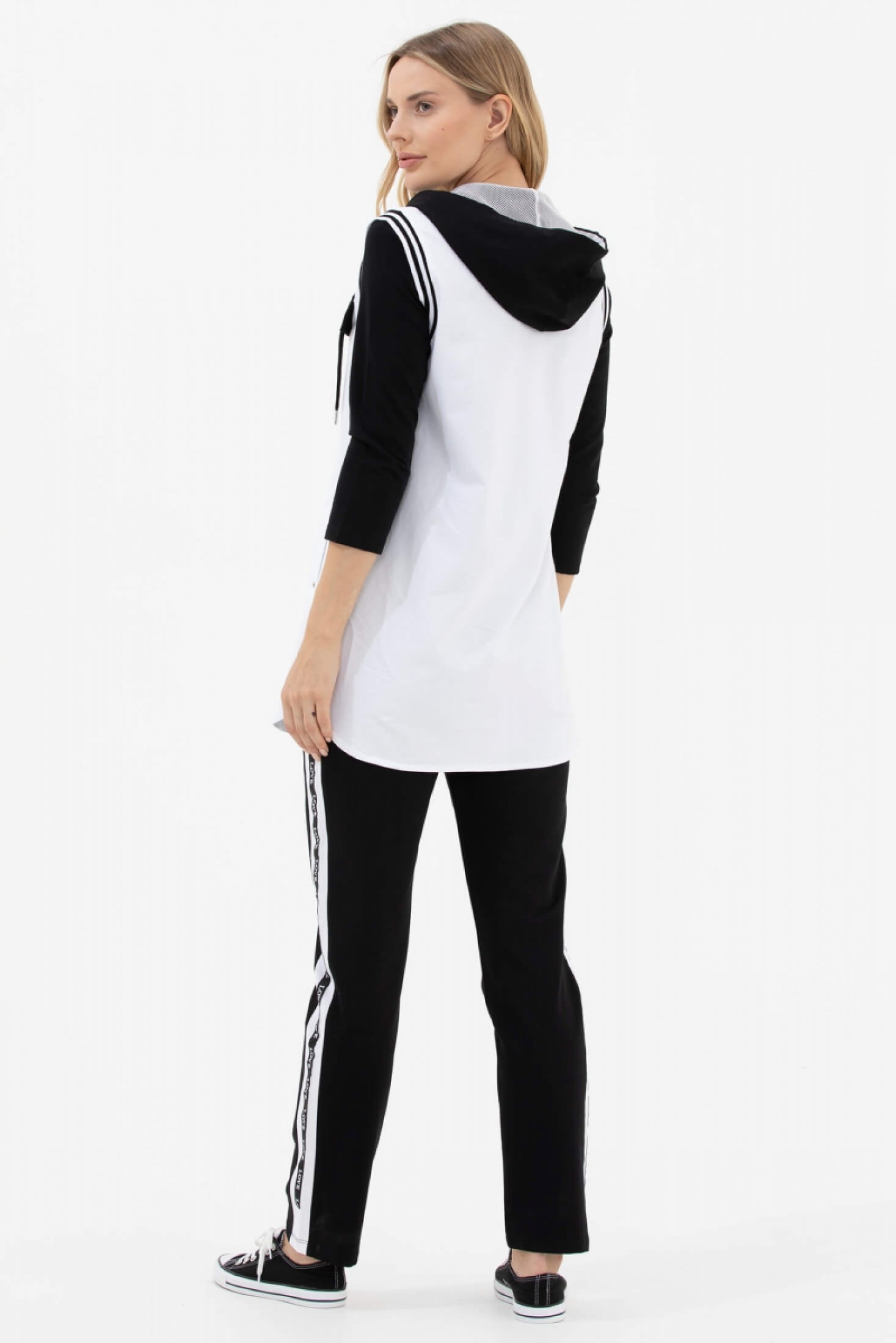 Rahat Kalıp Taşlı Yelekli Eşofman Takım - Beyaz - Siyah (4) Sementa