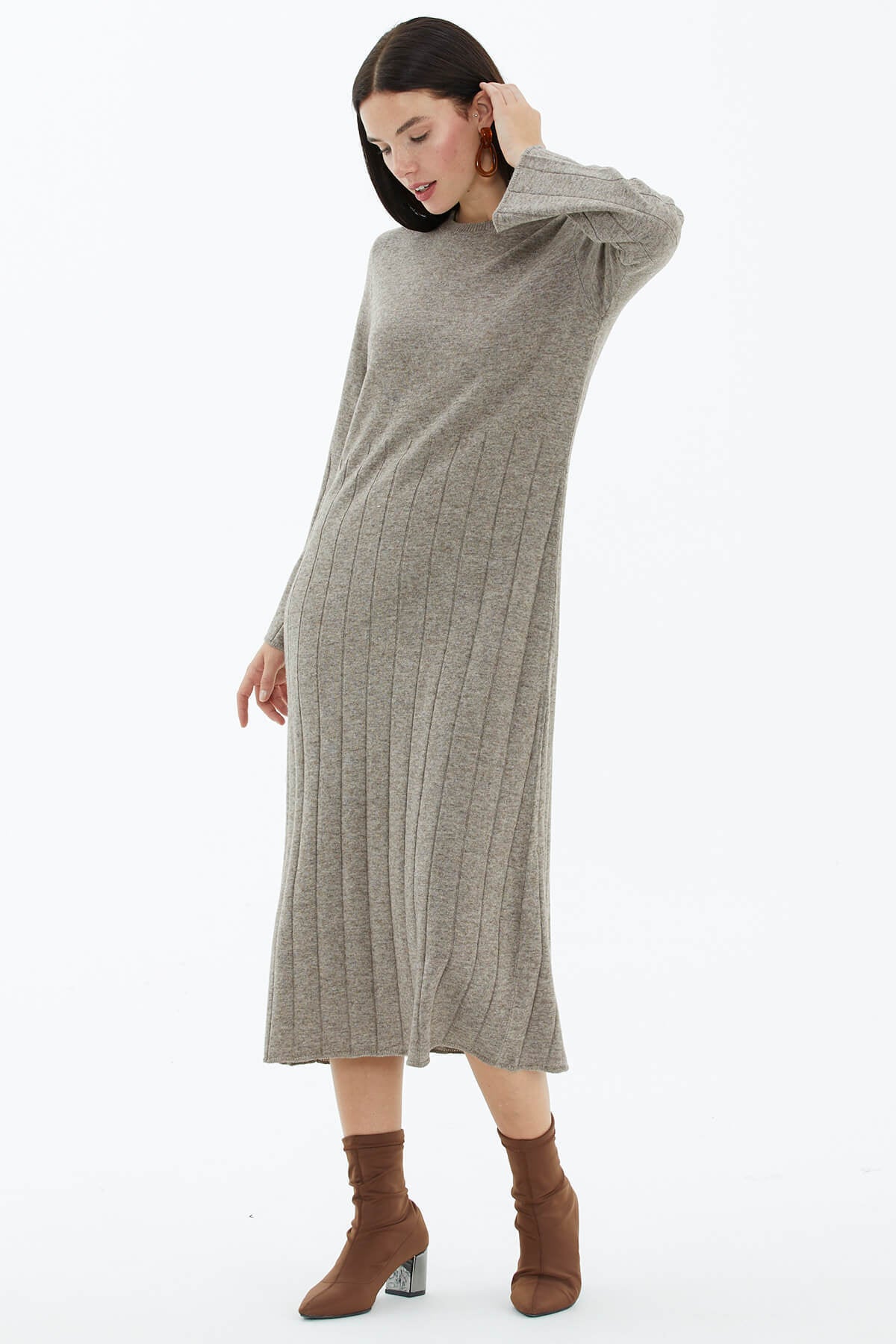 Sıfır Yaka Derbili Triko Elbise - Bej (2) Sementa