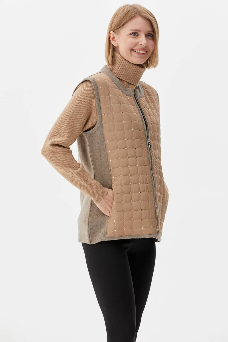 Sıfır Yaka Önü Kapitone Triko Yelek - Sütlü Kahve (3) Sementa