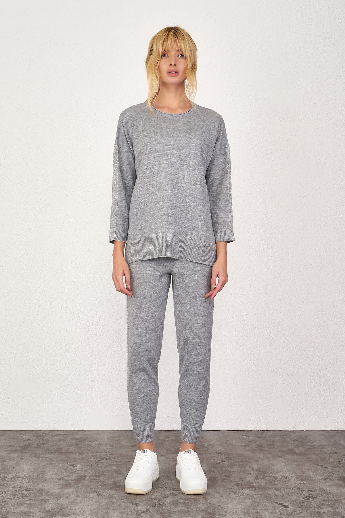 Simli Triko Takım - Açık Gri (2) Sementa