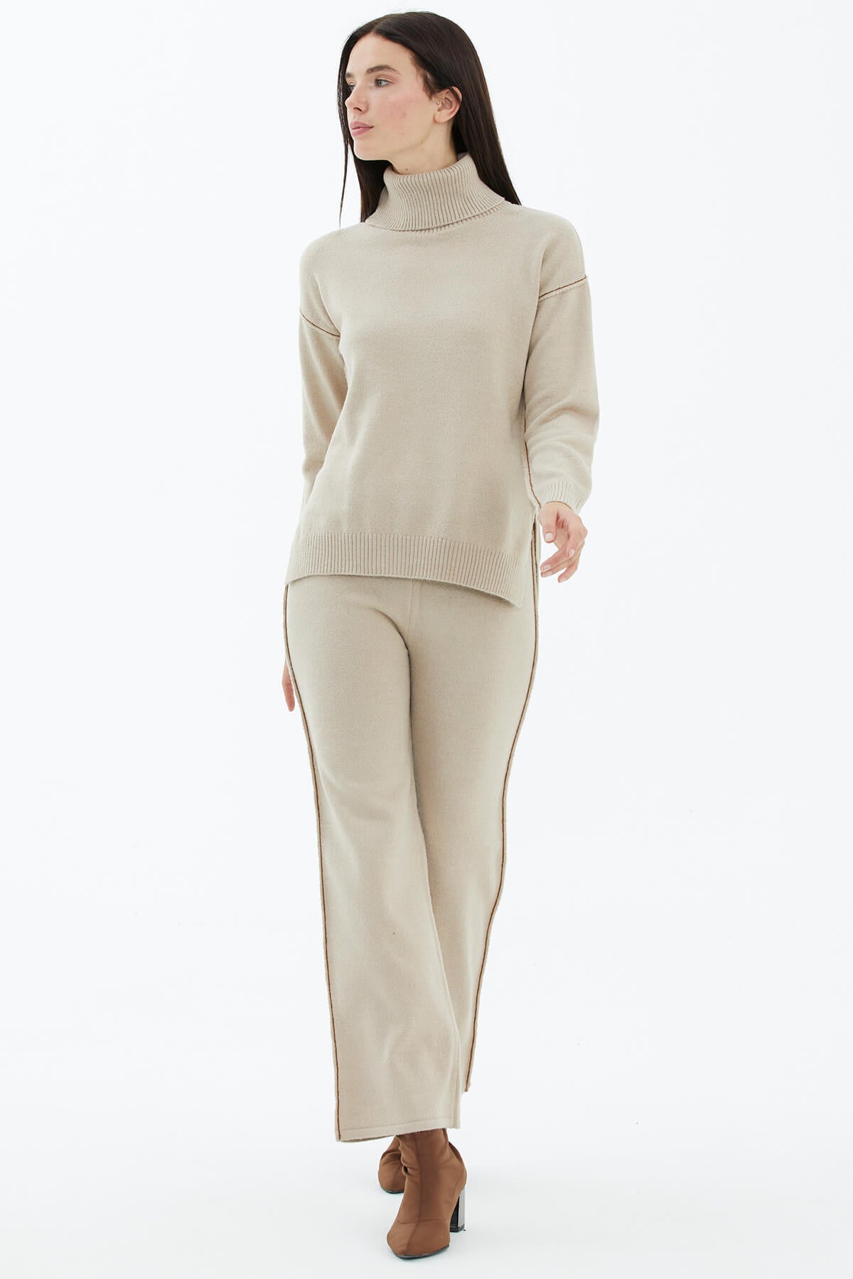 Tam Balıkçı Yaka Kazak Pantolon Triko Takım - Koyu Bej (2) Sementa