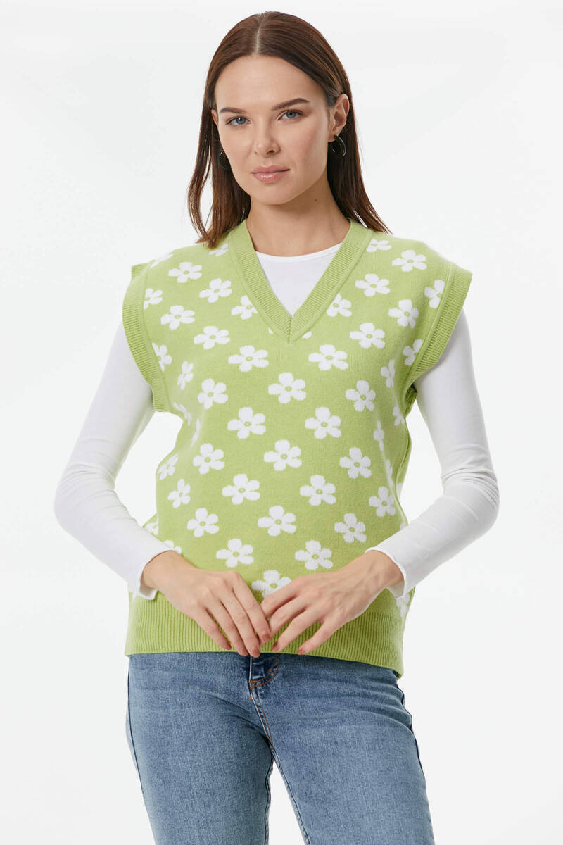 V Yaka Çiçek Motifli Triko Süveter - Yeşil (1) Sementa