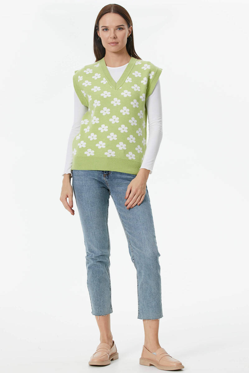 V Yaka Çiçek Motifli Triko Süveter - Yeşil (2) Sementa