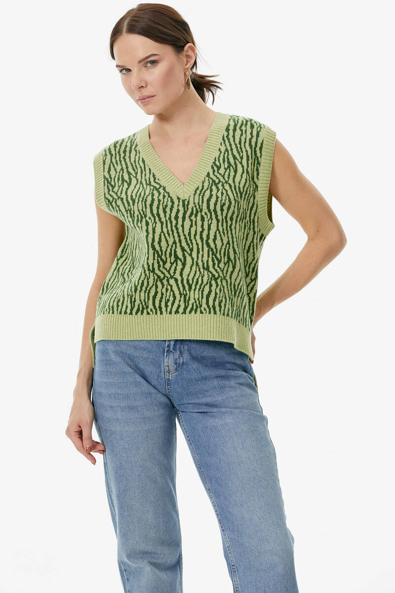 V Yaka Desenli Triko Süveter - Fıstık Yeşili (2) Sementa
