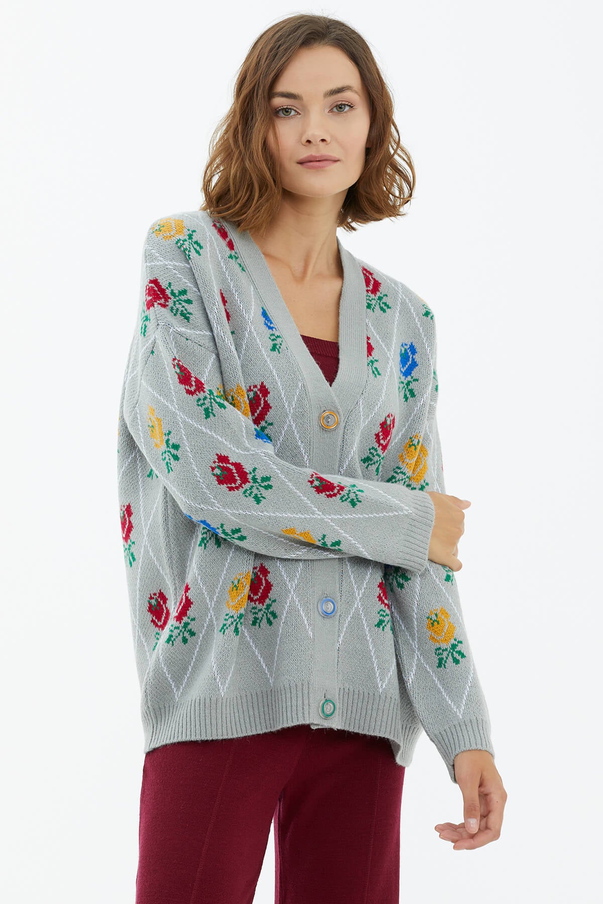 V Yaka Düğmeli Gül Desenli Triko Hırka - Gri (2) Sementa