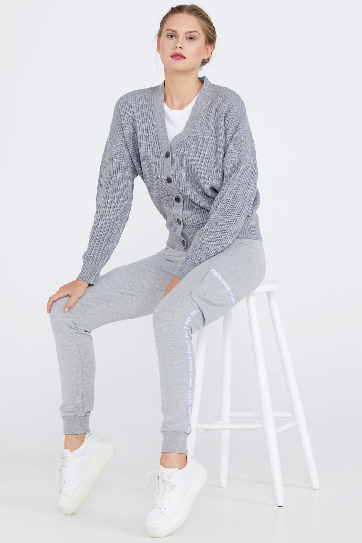 V Yaka Kadın Triko Hırka - Gri (1) Sementa