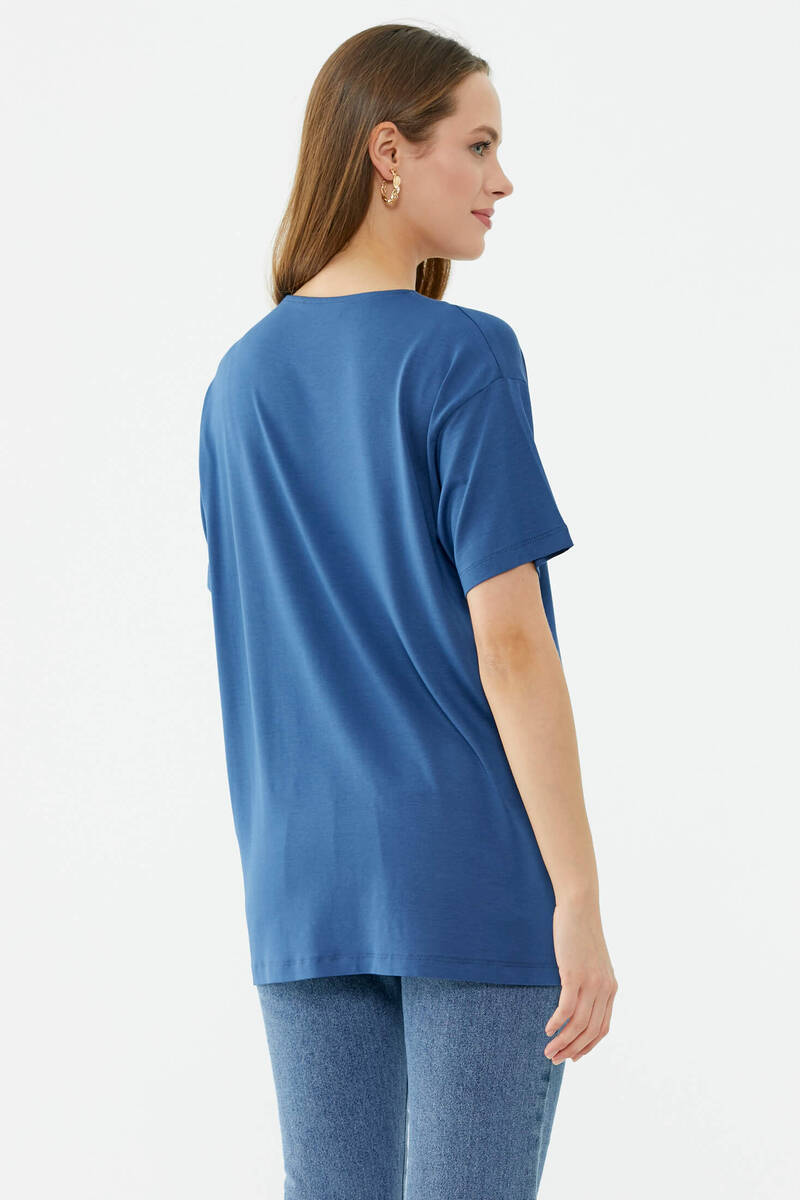 Yaka Detaylı Baskılı Rahat Kalıp Tshirt - Indigo (4) Sementa