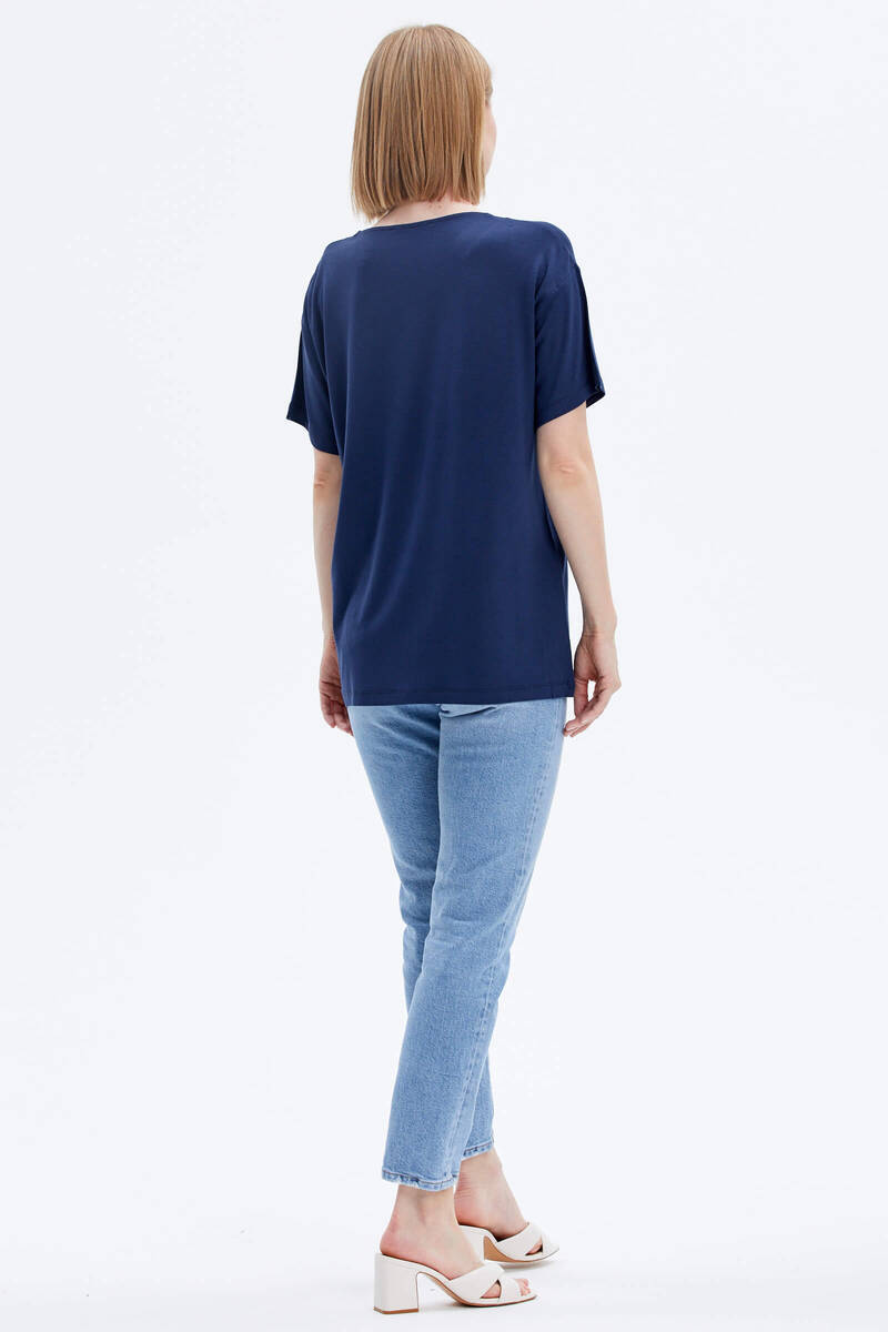 Yaka Detaylı Baskılı Rahat Kalıp Tshirt - Lacivert (4) Sementa
