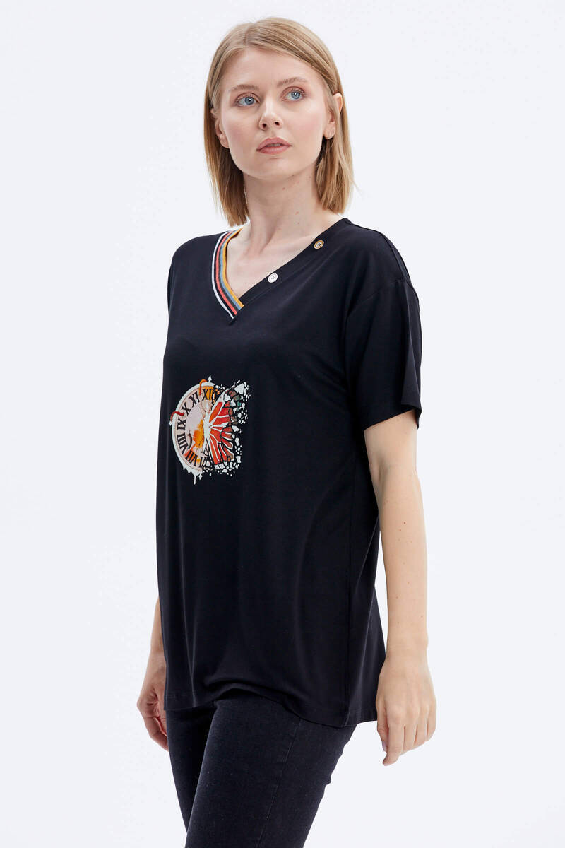 Yaka Detaylı Baskılı Rahat Kalıp Tshirt - Siyah (4) Sementa