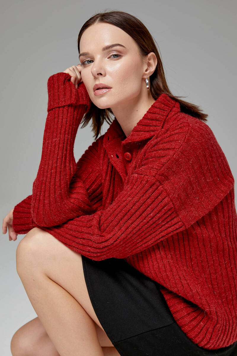 Yarım Balıkçı Yaka Düğmeli Kazak - Kırmızı (1) Sementa