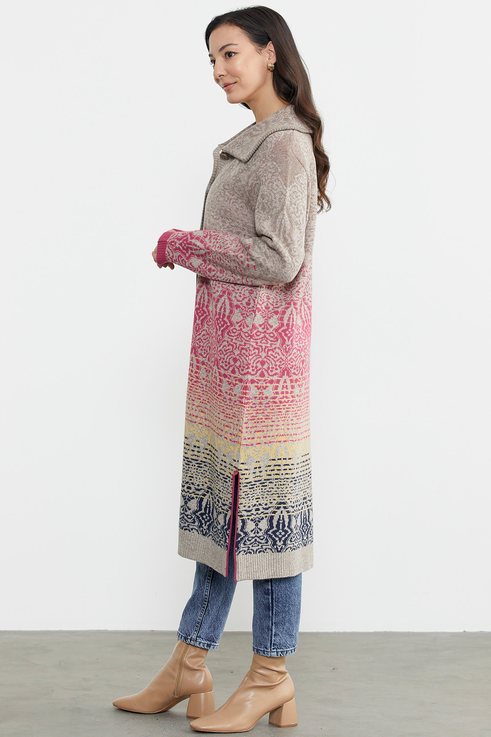 Büyük Beden Çok Renkli Uzun Triko Hırka - Vizon (7) Sementa