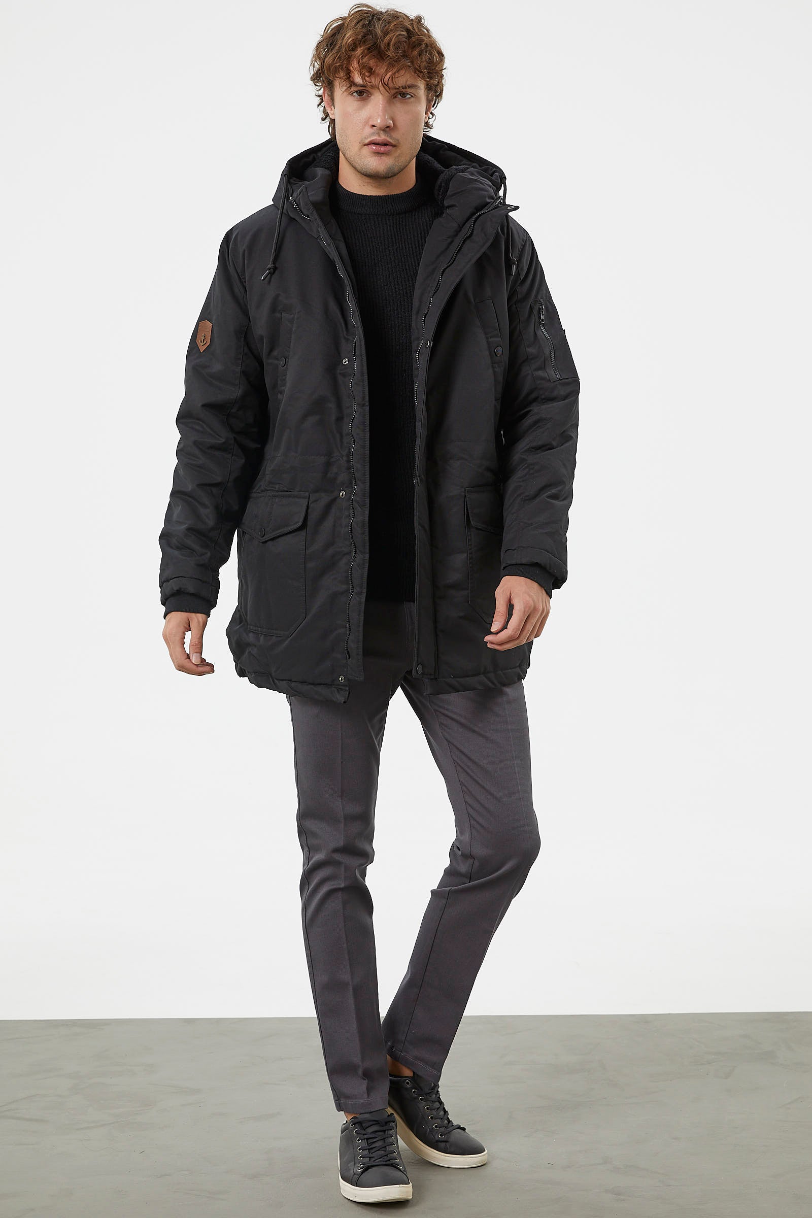 Büyük Beden İçi Pelüş Kapüşonlu Mont - Siyah (2) Sementa