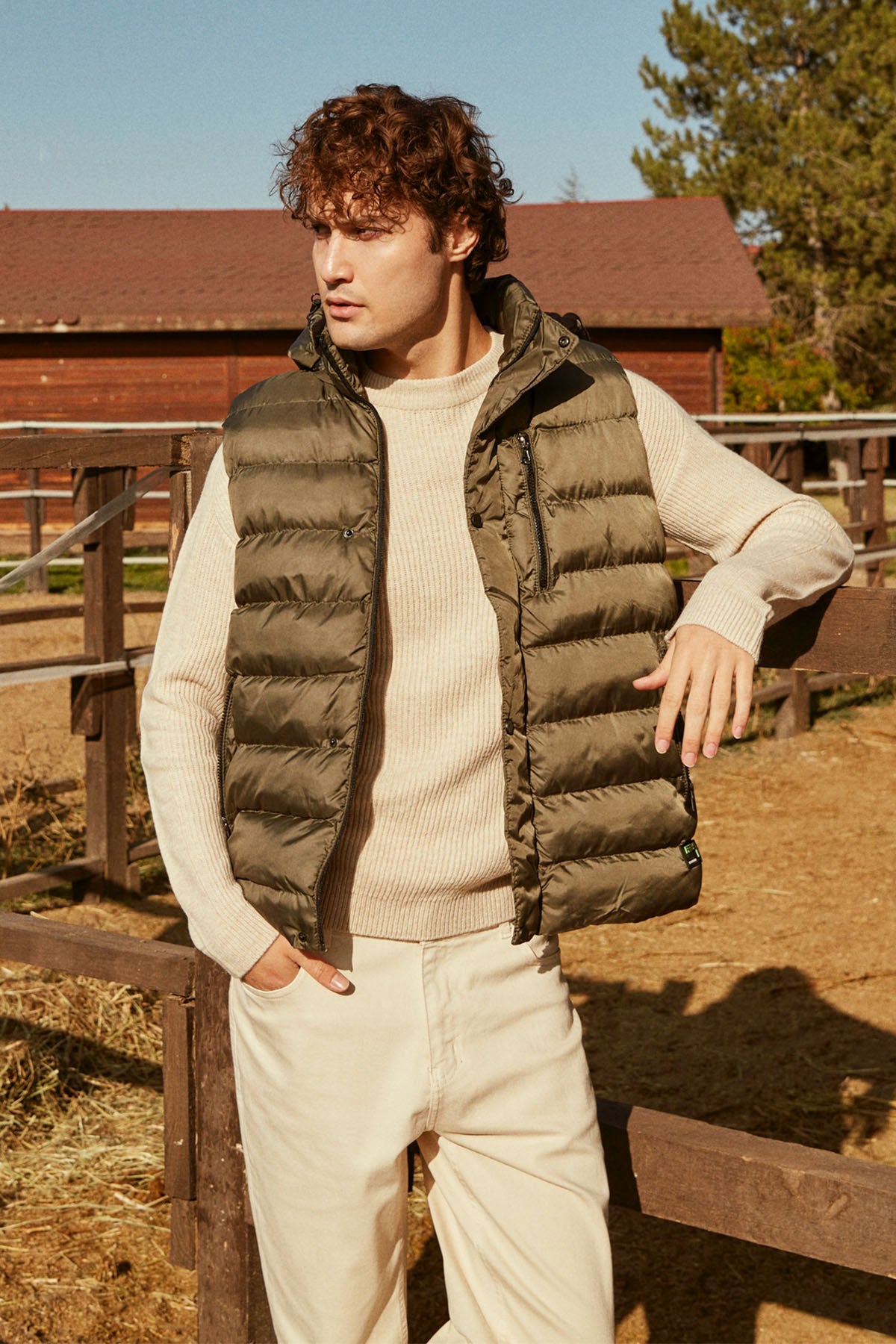 Çıkma Kapüşonlu Fermuarlı Şişme Yelek - Haki (1) Sementa