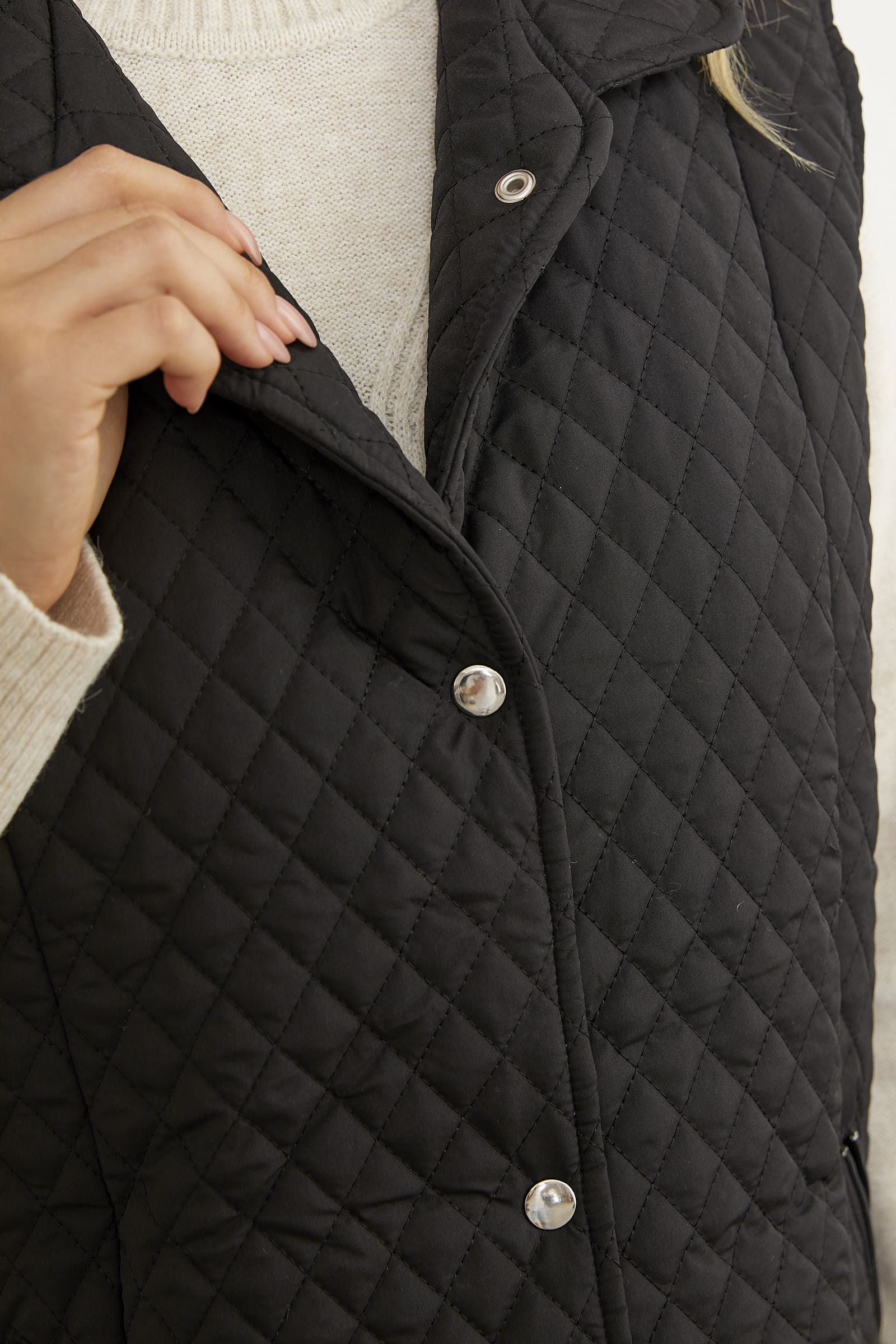 Çıt Çıtlı Fermuar Cepli Kapitone Yelek - Siyah (5) Sementa