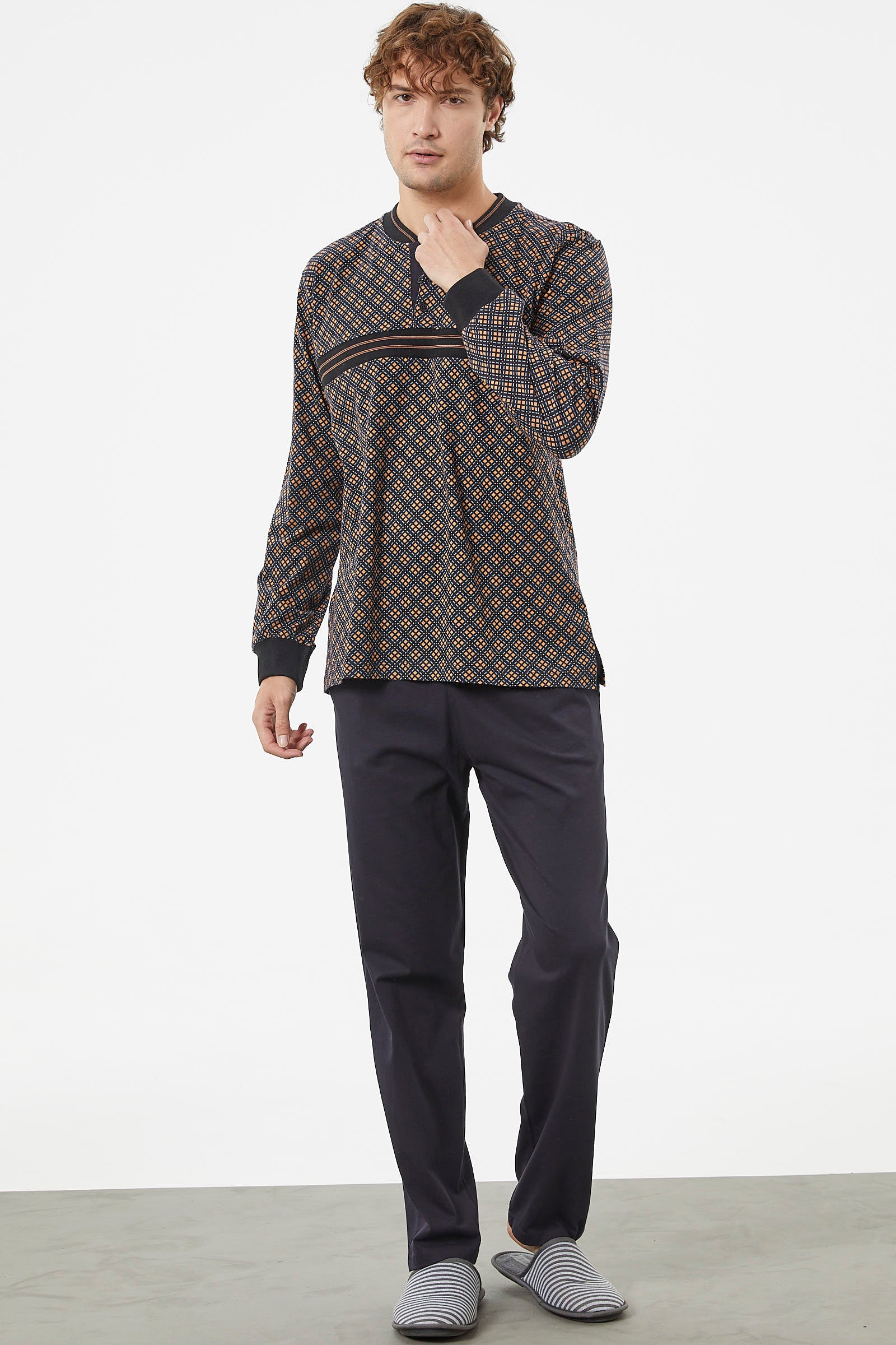 Desenli Rahat Kalıp Pamuk Pijama Takım - Siyah (2) Sementa