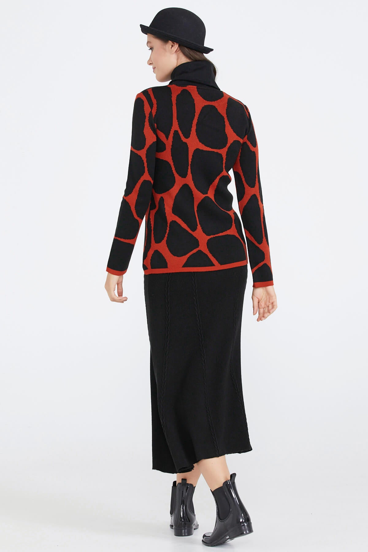 Dik Yaka Kadın Desenli Triko Kazak - Taba - Siyah (4) Sementa