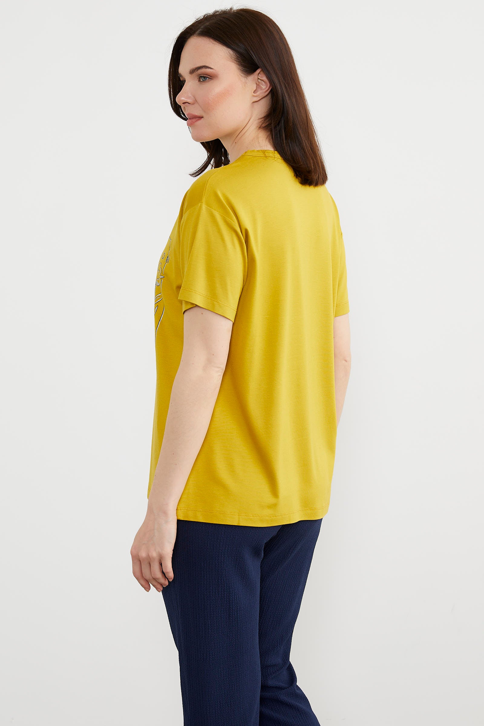 Dökümlü V Yaka Baskılı Tişört - Hardal (4) Sementa