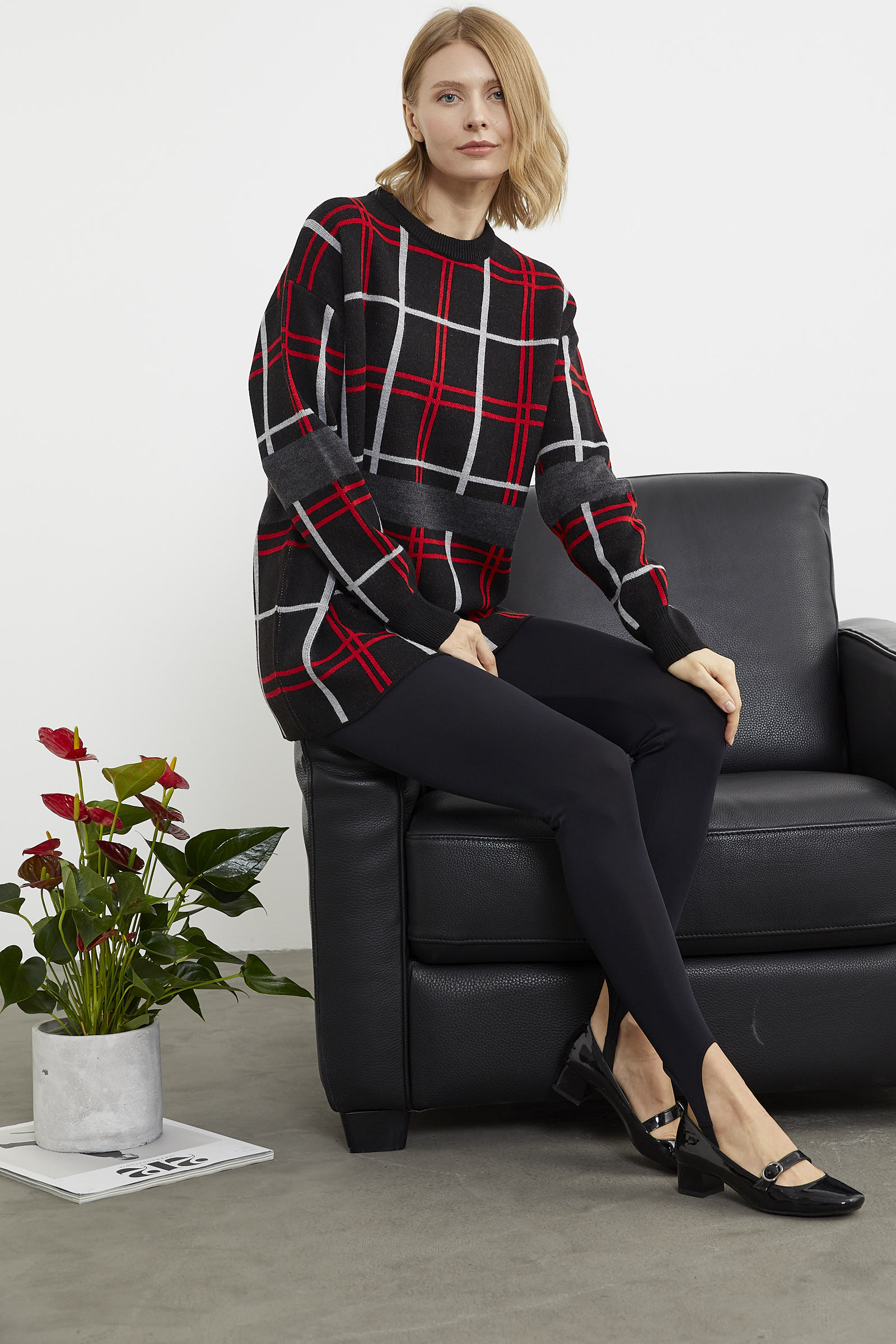 Dolu İğne Jakarlı Triko Kazak - Siyah (4) Sementa