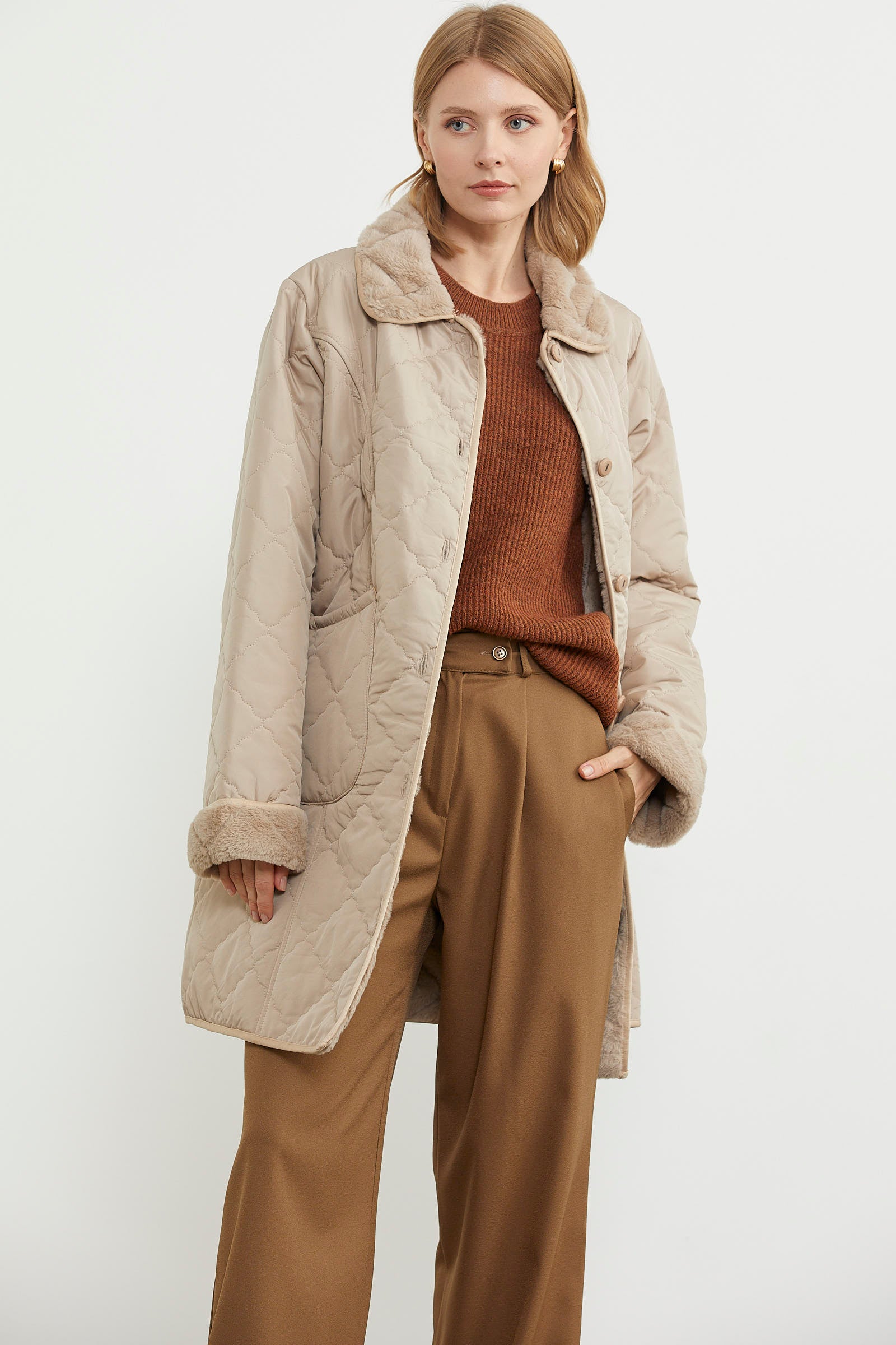 Düğmeli Kapitone İçi Peluş Mont - Açık Bej (4) Sementa