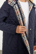 Kapüşonlu Ekose Detaylı Uzun Mont - Lacivert (6) Sementa