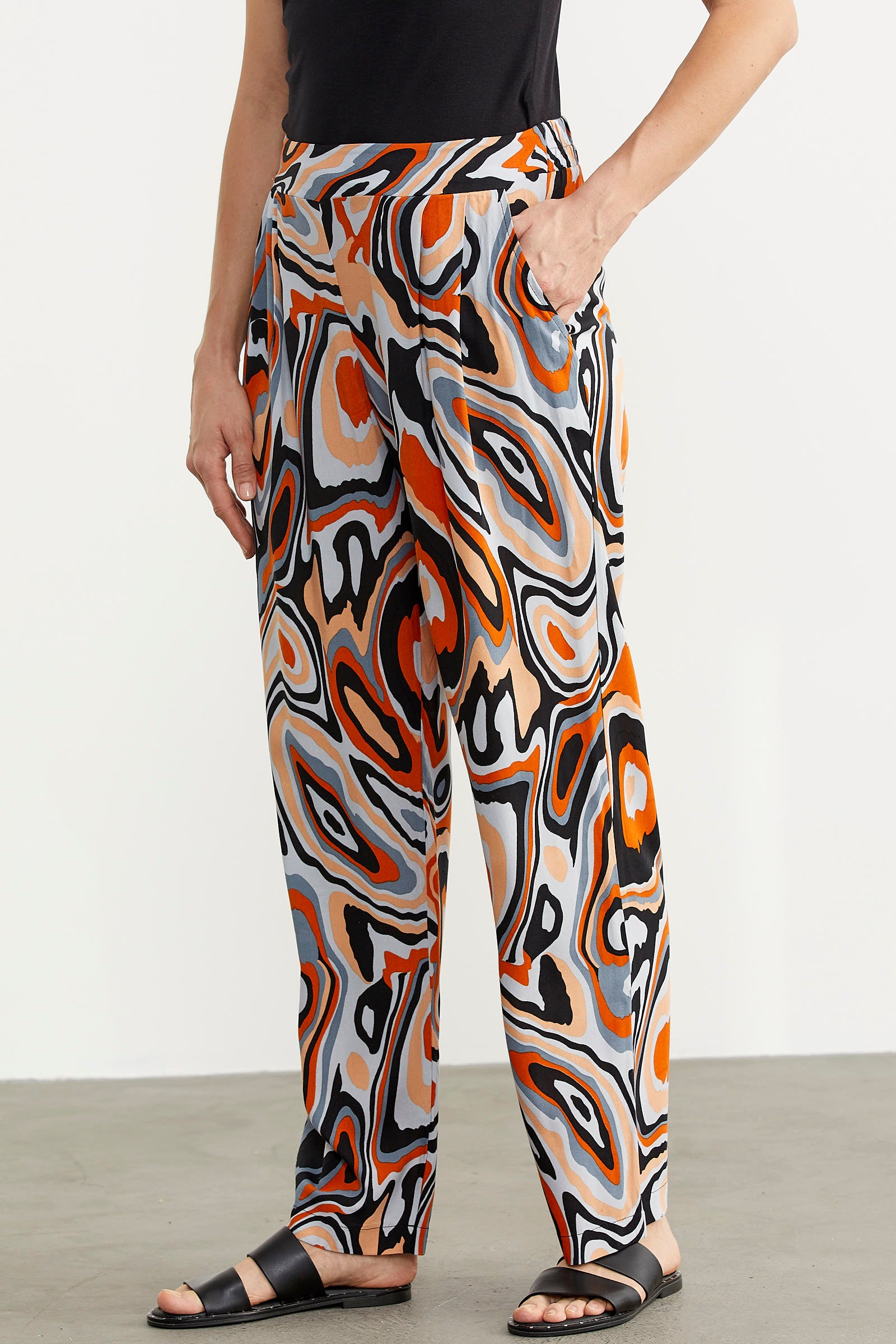 Karışık Desenli Bol Paça Pantolon - Siyah (4) Sementa