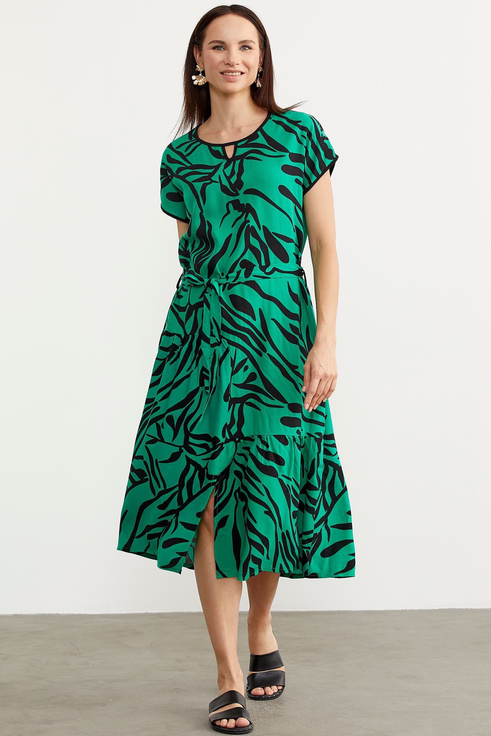 Kuşaklı Yarasa Kol Desenli Elbise - Yeşil (3) Sementa