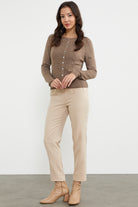 Motifli Düğmeli Kısa Triko Hırka - Vizon (2) Sementa