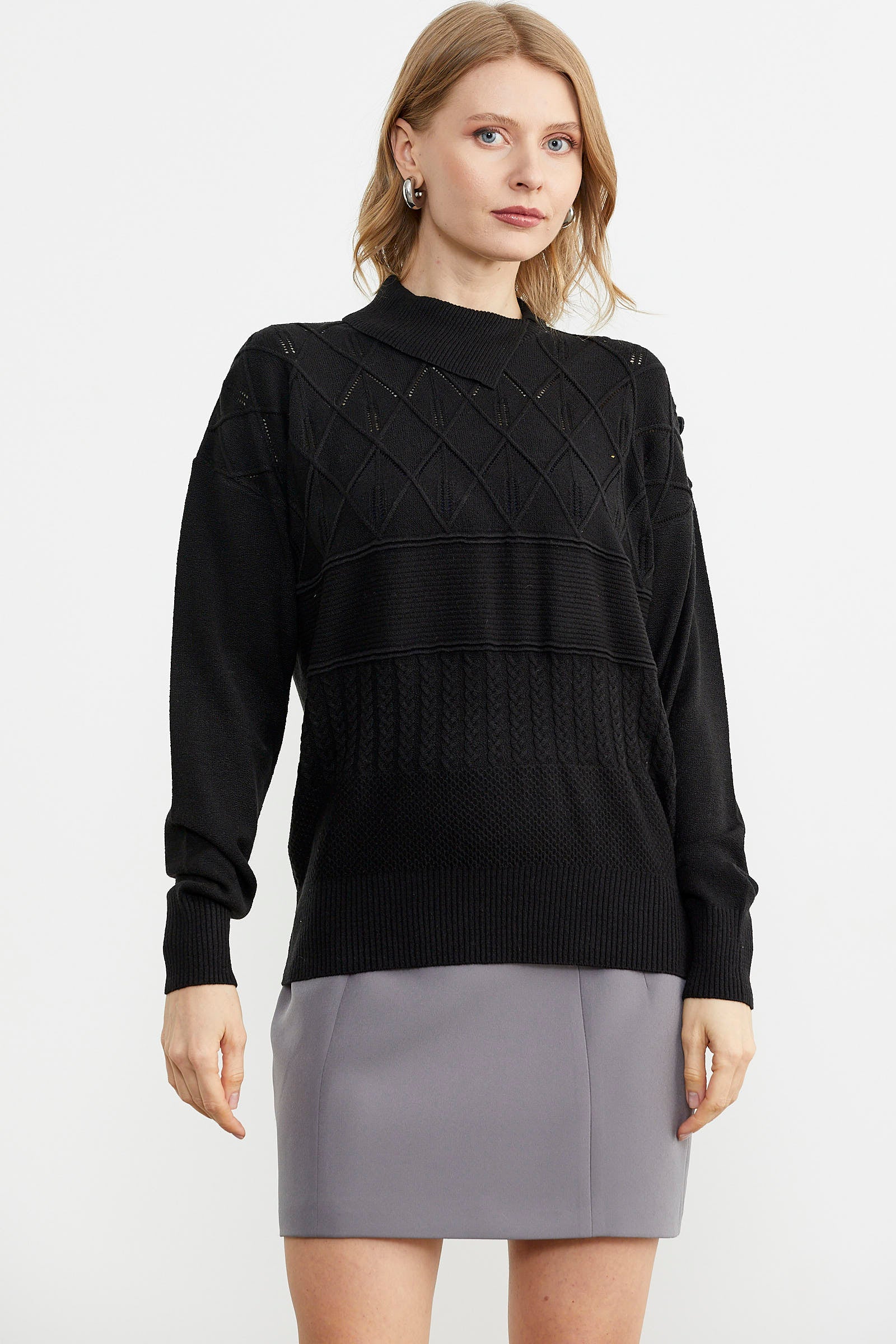 Omuz Düğme Detaylı Triko Kazak - Siyah (1) Sementa