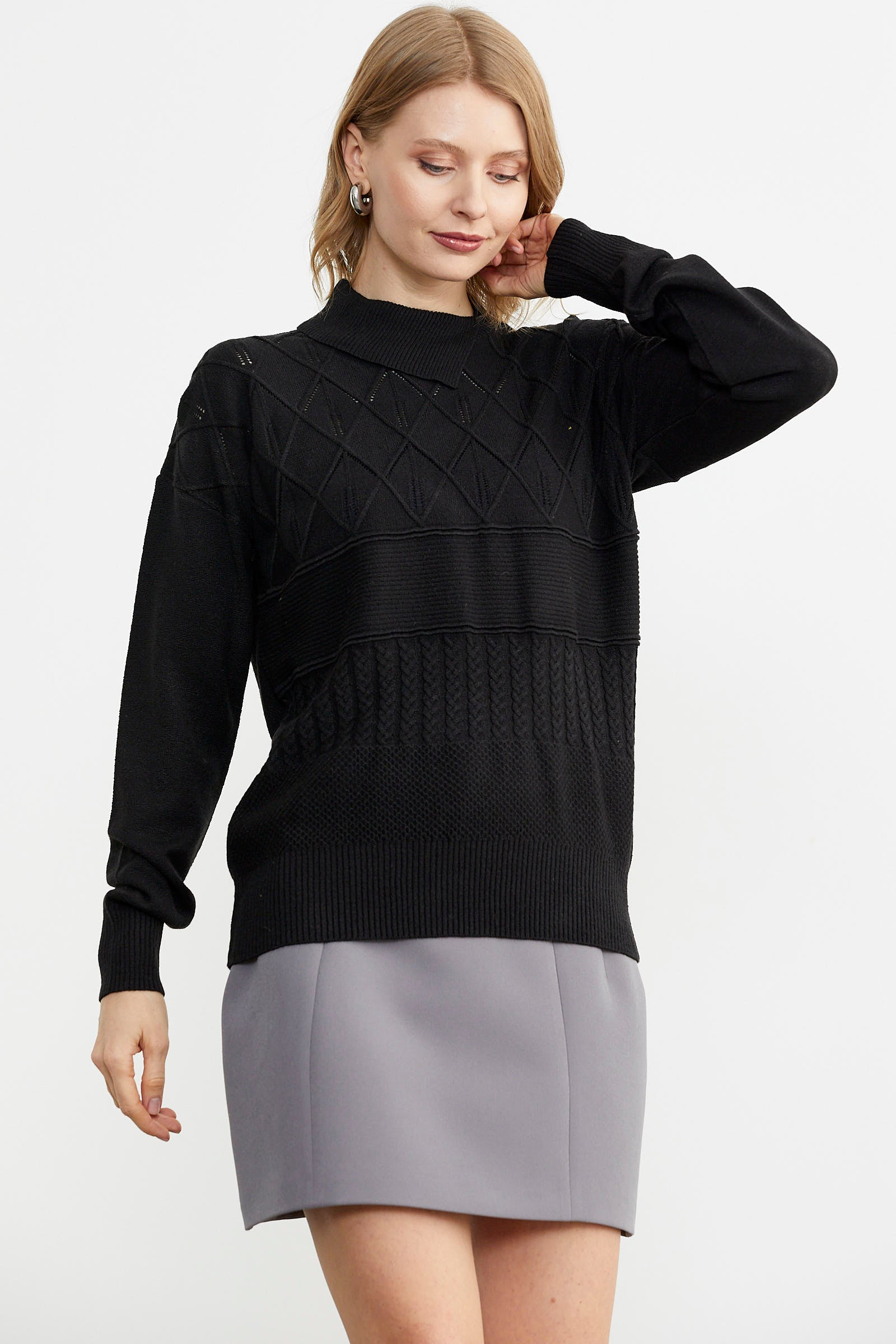 Omuz Düğme Detaylı Triko Kazak - Siyah (2) Sementa