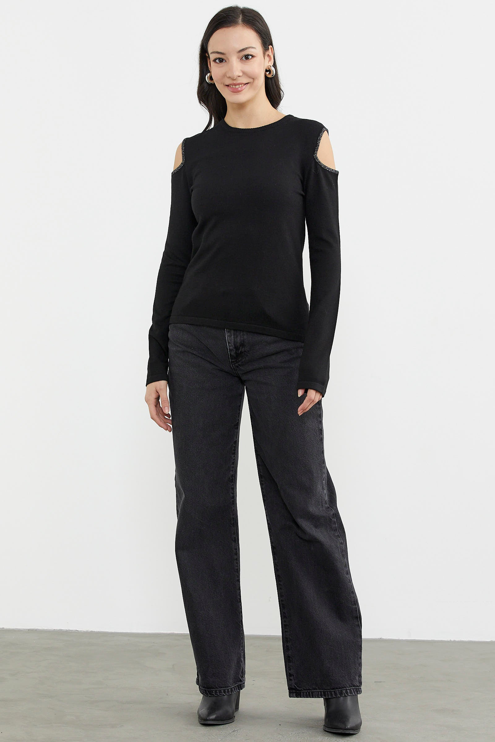 Omuzları Açık Basic Triko Kazak - Siyah (1) Sementa