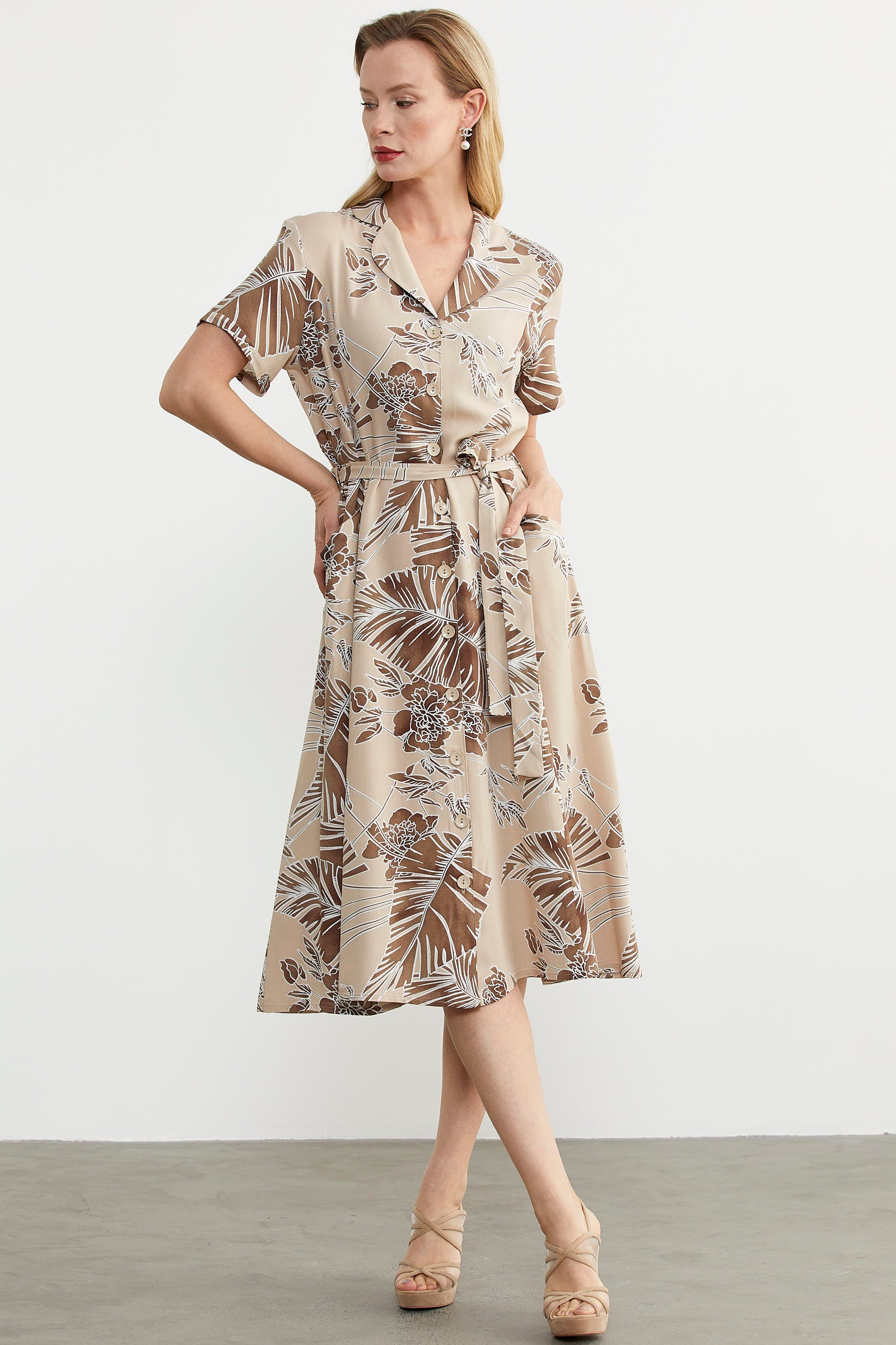 Renkli Yaprak Desenli Elbise - Vizon (3) Sementa