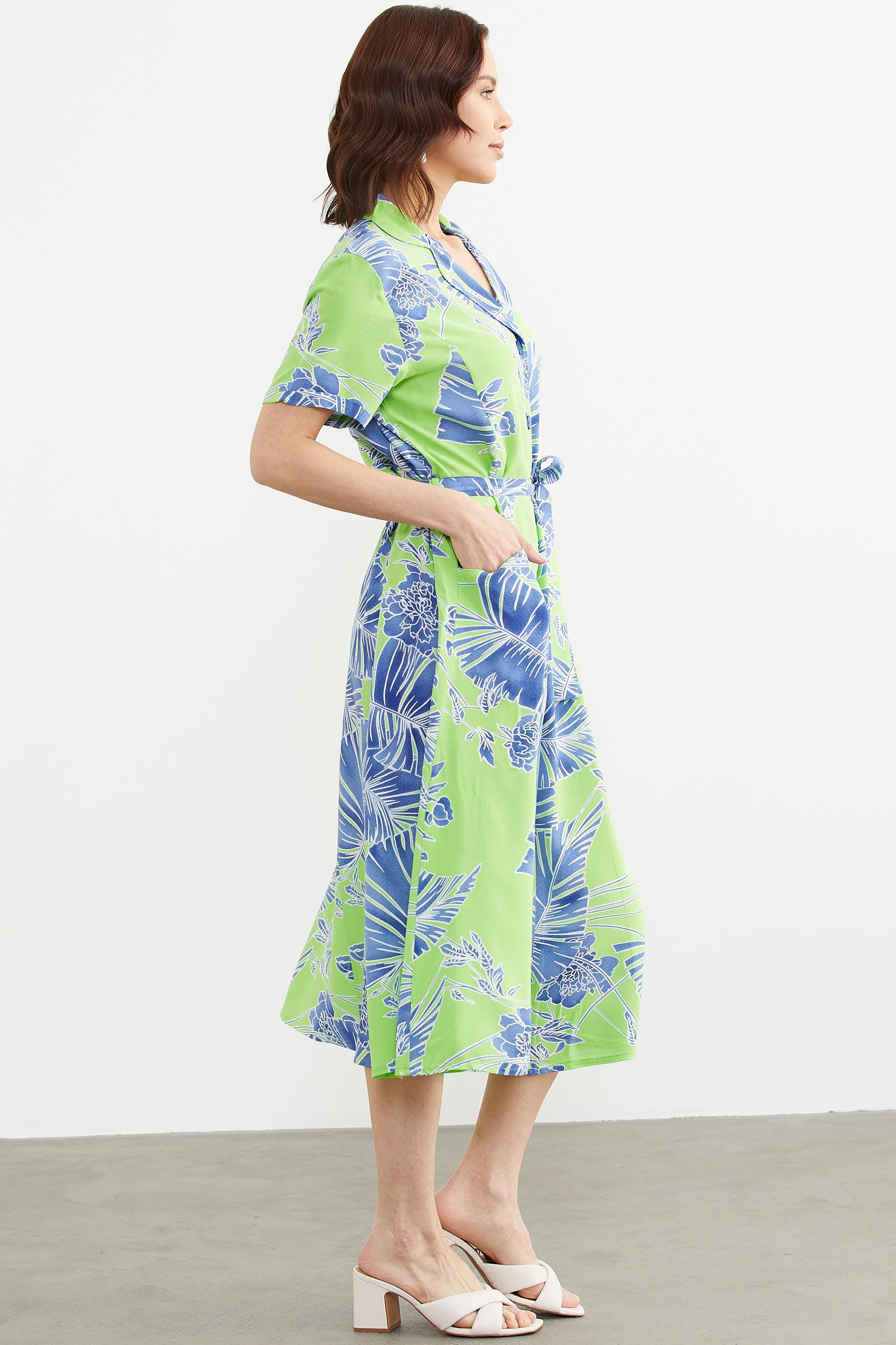 Renkli Yaprak Desenli Elbise - Yeşil (4) Sementa