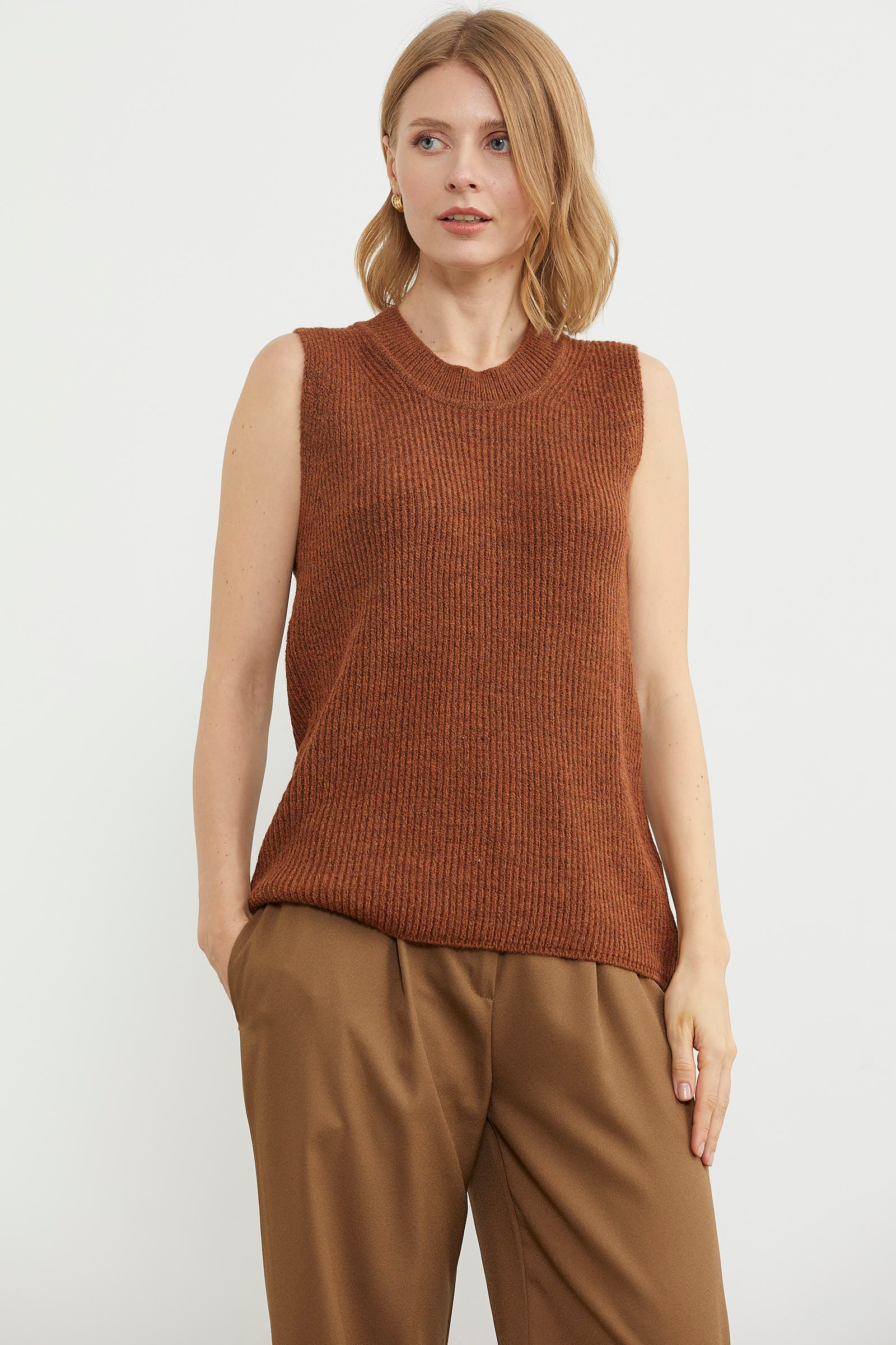 Derbili Sıfır Yaka Triko Süveter - Taba (2) Sementa