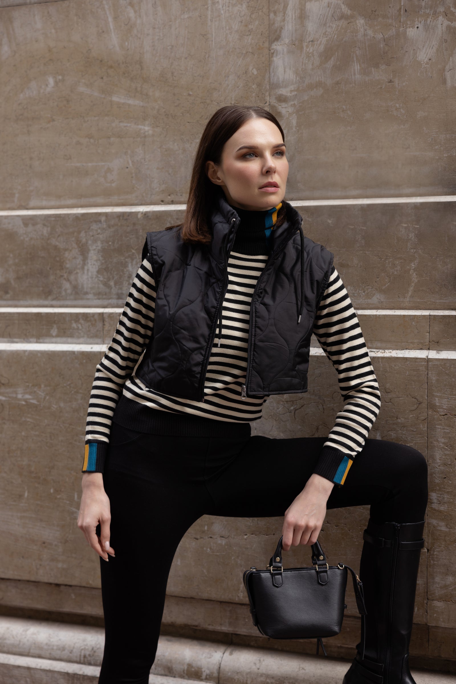 Tam Balıkçı Yaka Çizgili Triko Kazak - Siyah - Sementa